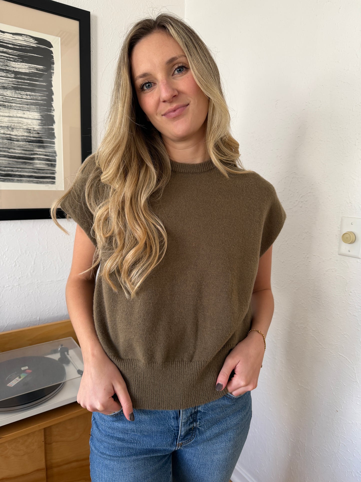 Miou Muse Victoria Short Sleeve Soft Knit Top (Olive)