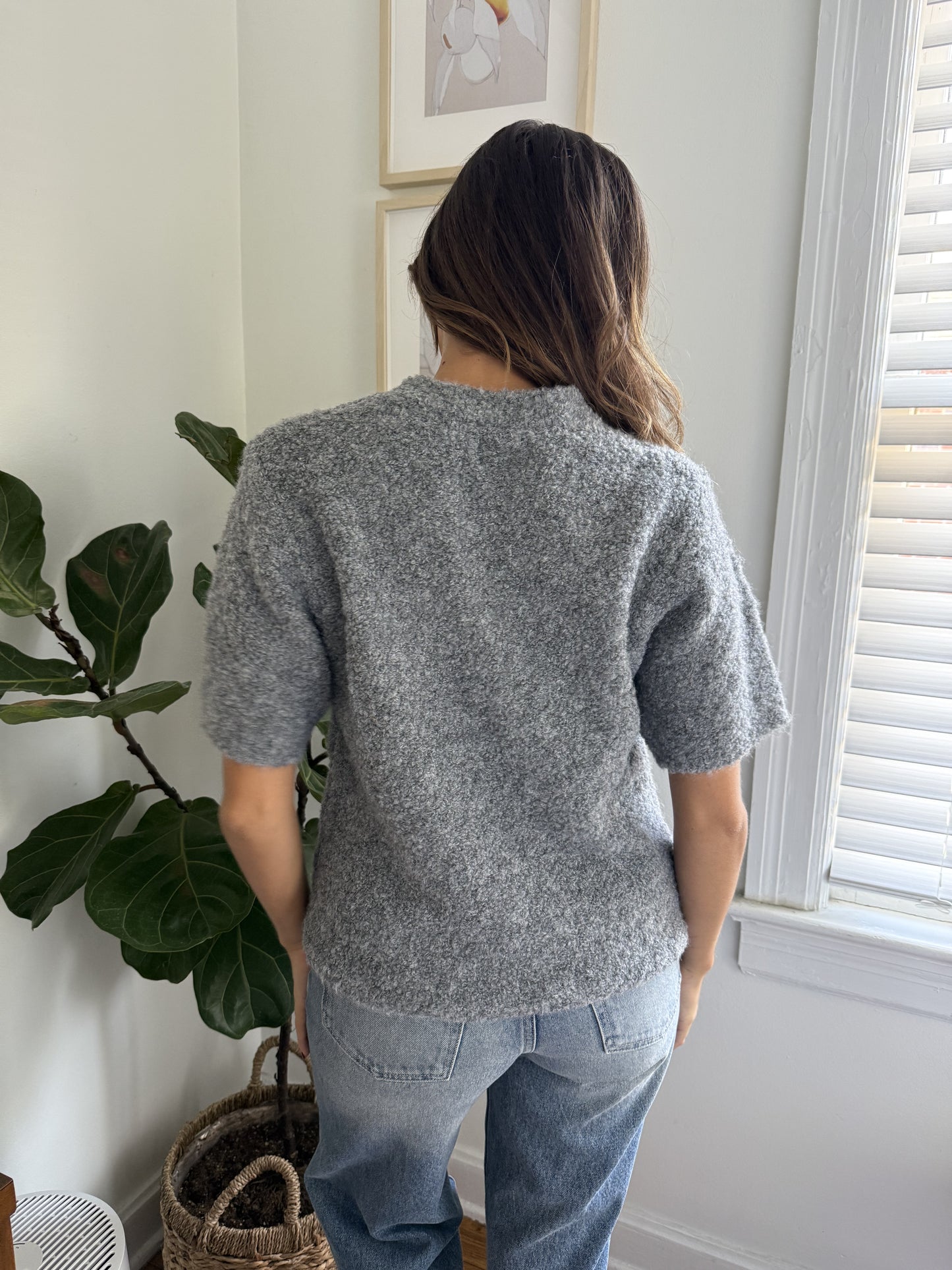 Things Between Jude Boucle Knit Short Sleeve Top (Grey) L