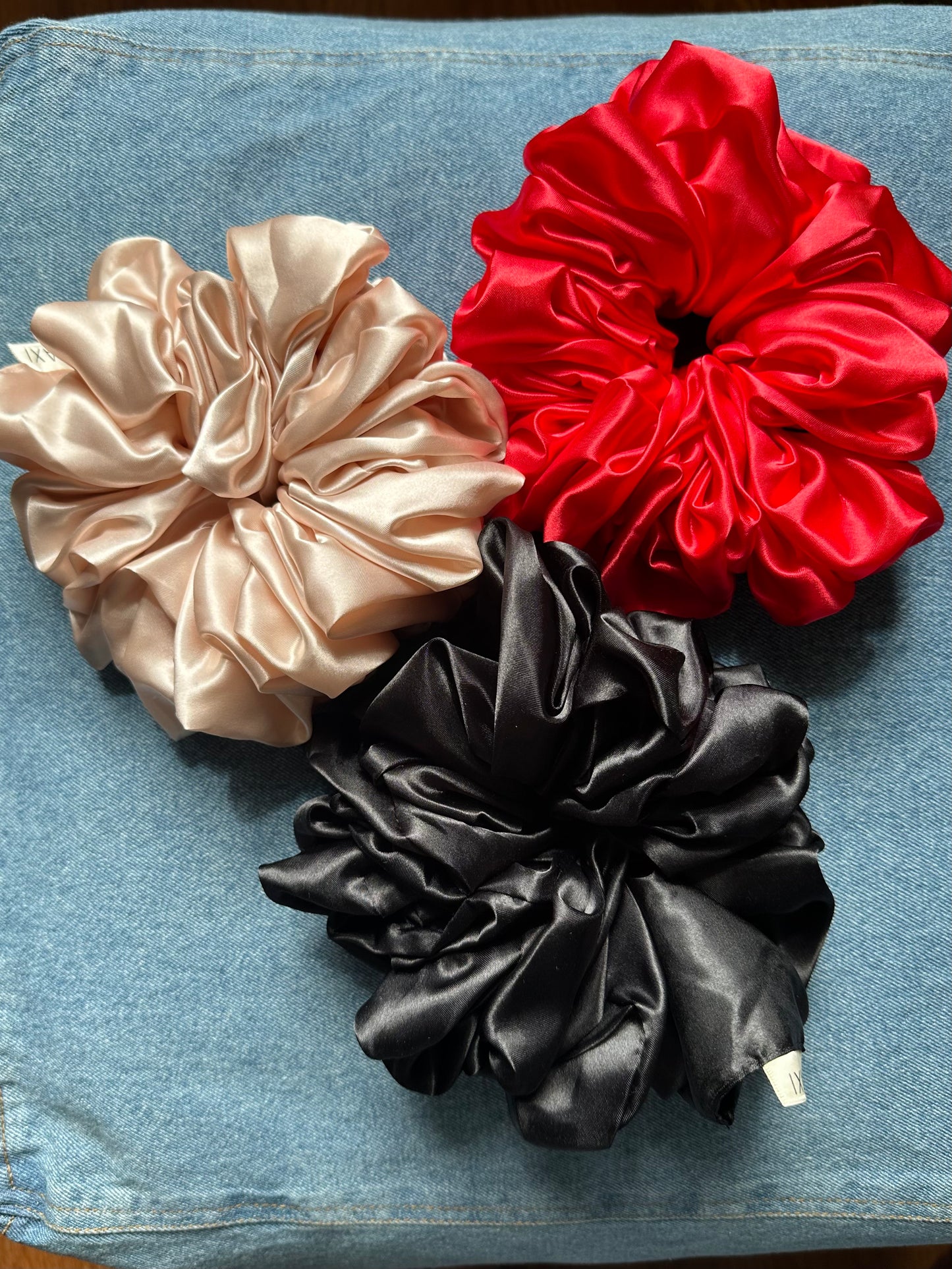 KAXI Sleep Silk Satin Scrunchies (Three Colors)