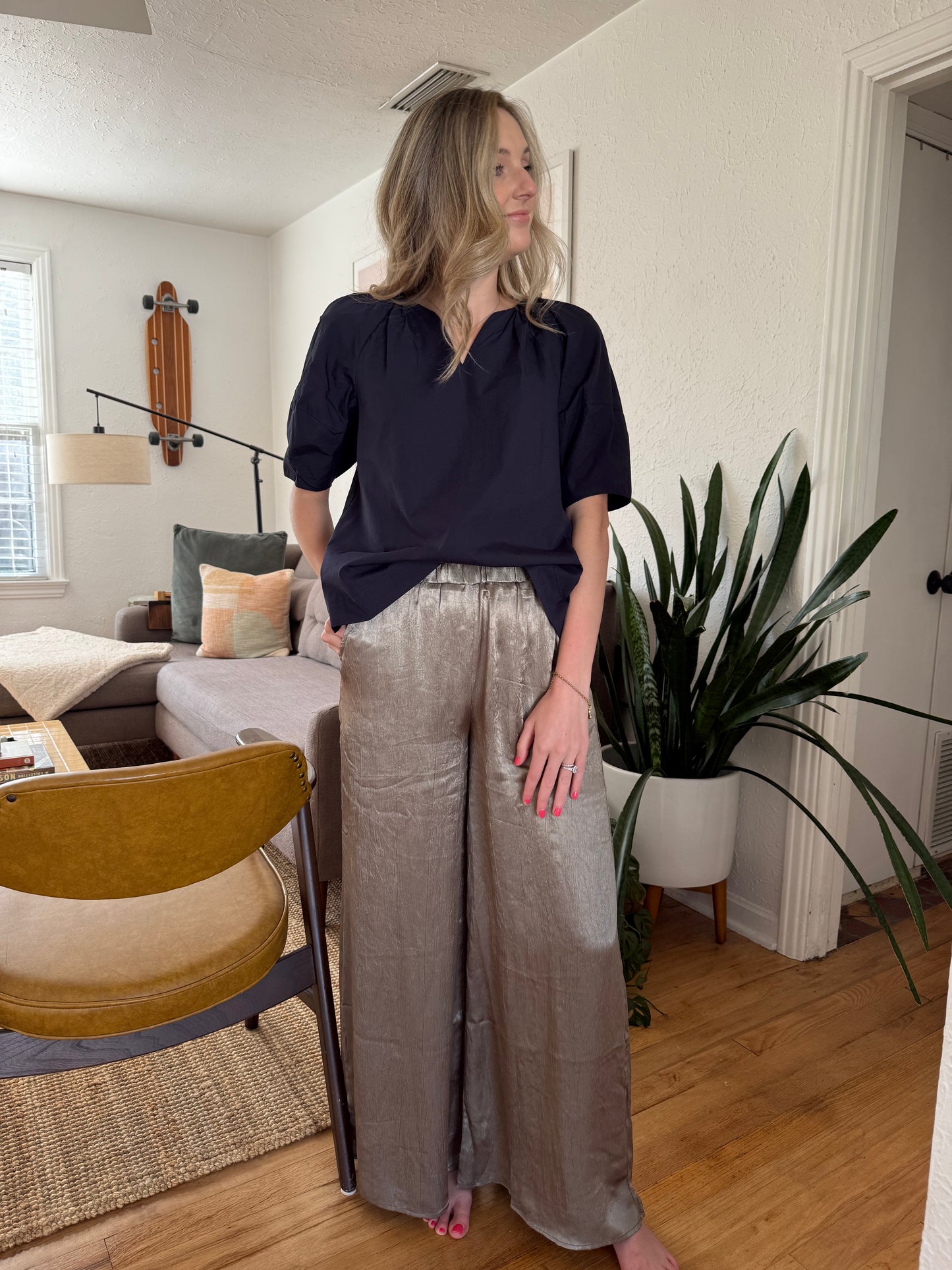 Things Between Amanda Satin Crinkle Culotte Pants (Olive)