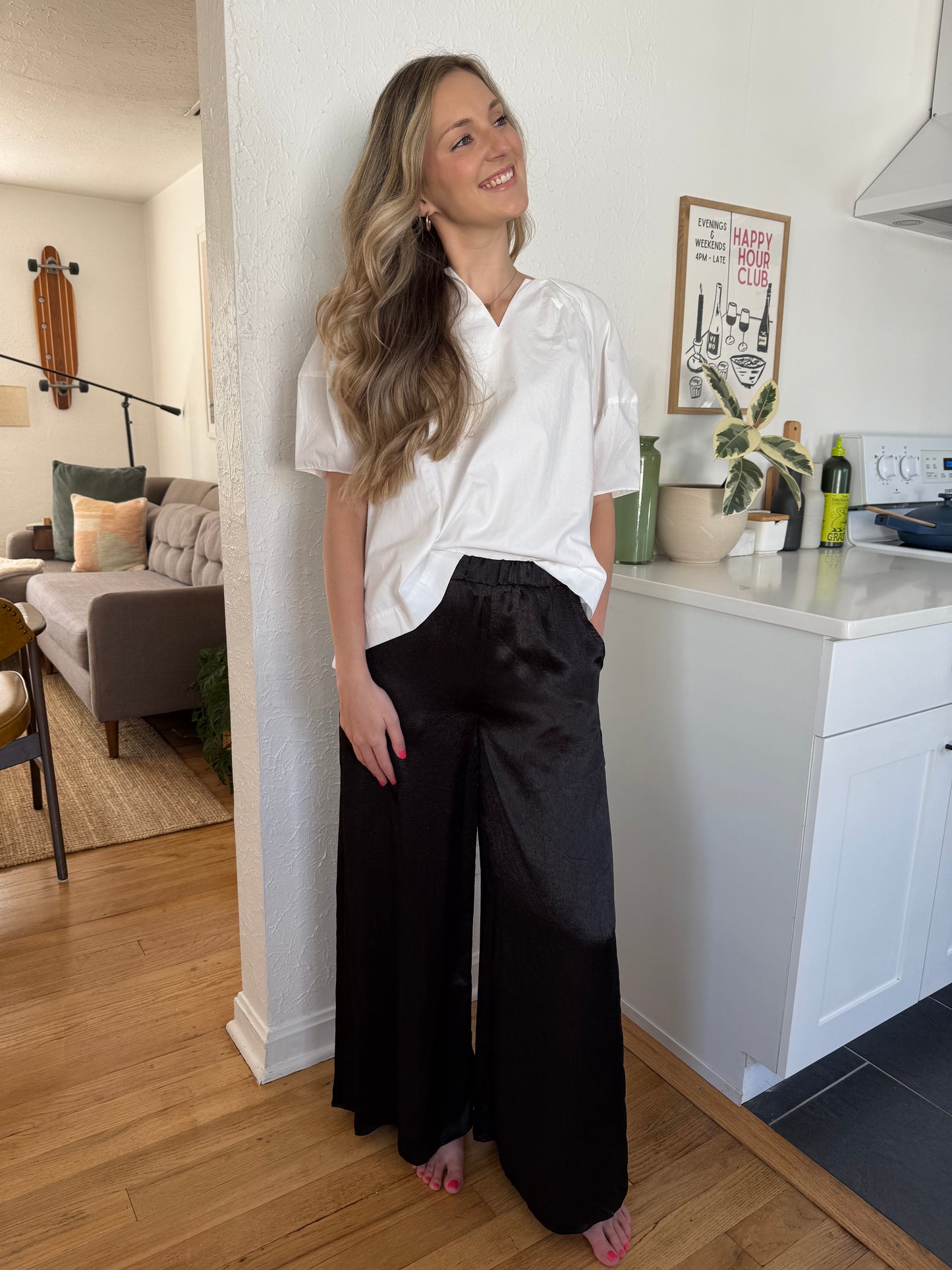 Things Between Amanda Satin Crinkle Culotte Pants (Black)