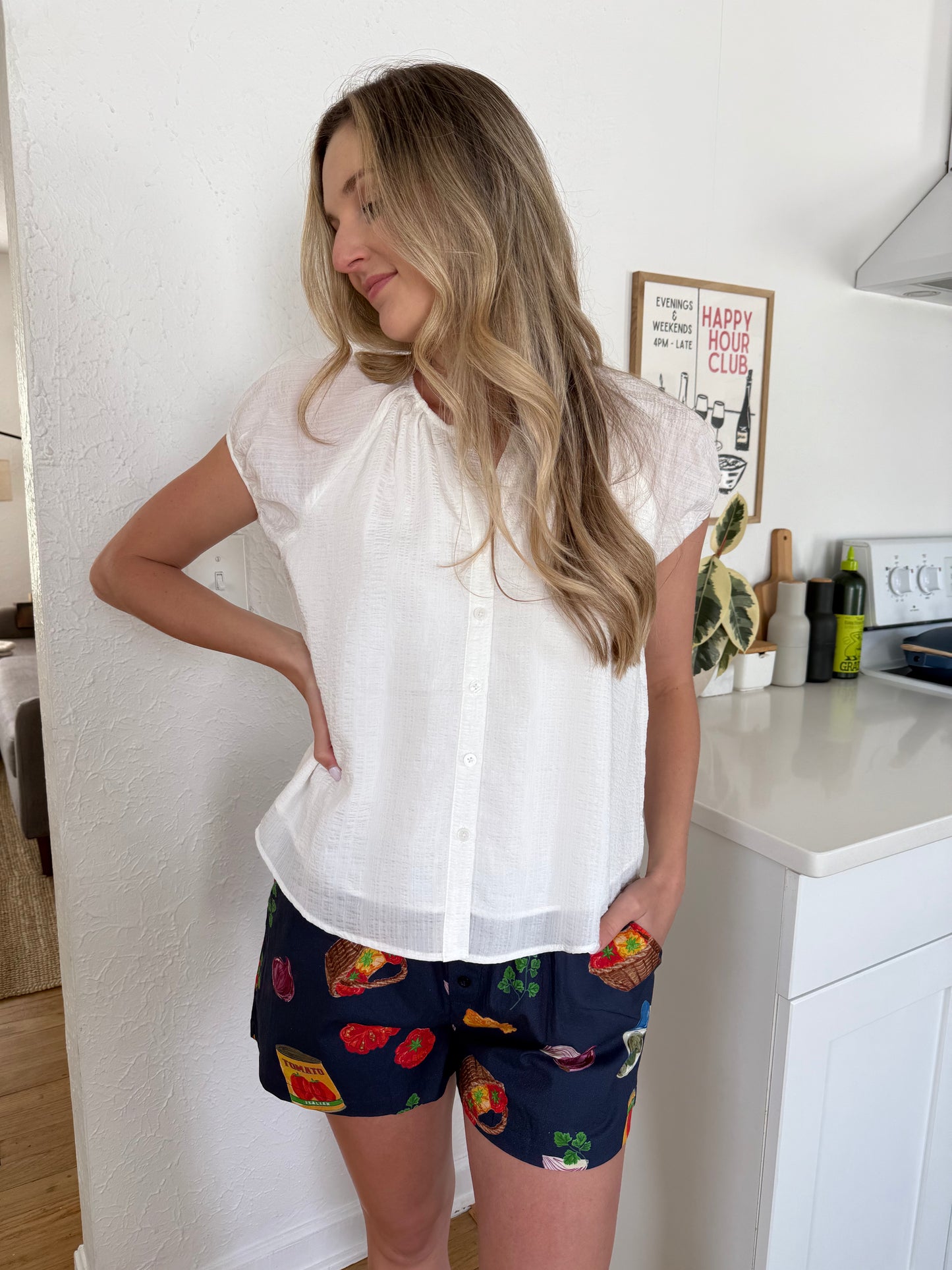 Current Air Camila White Crinkle Buttoned Top
