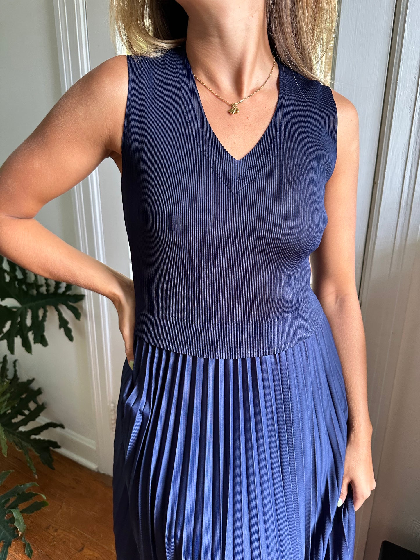 Current Air Cari Ribbed Contrast Pleated Midi Dress