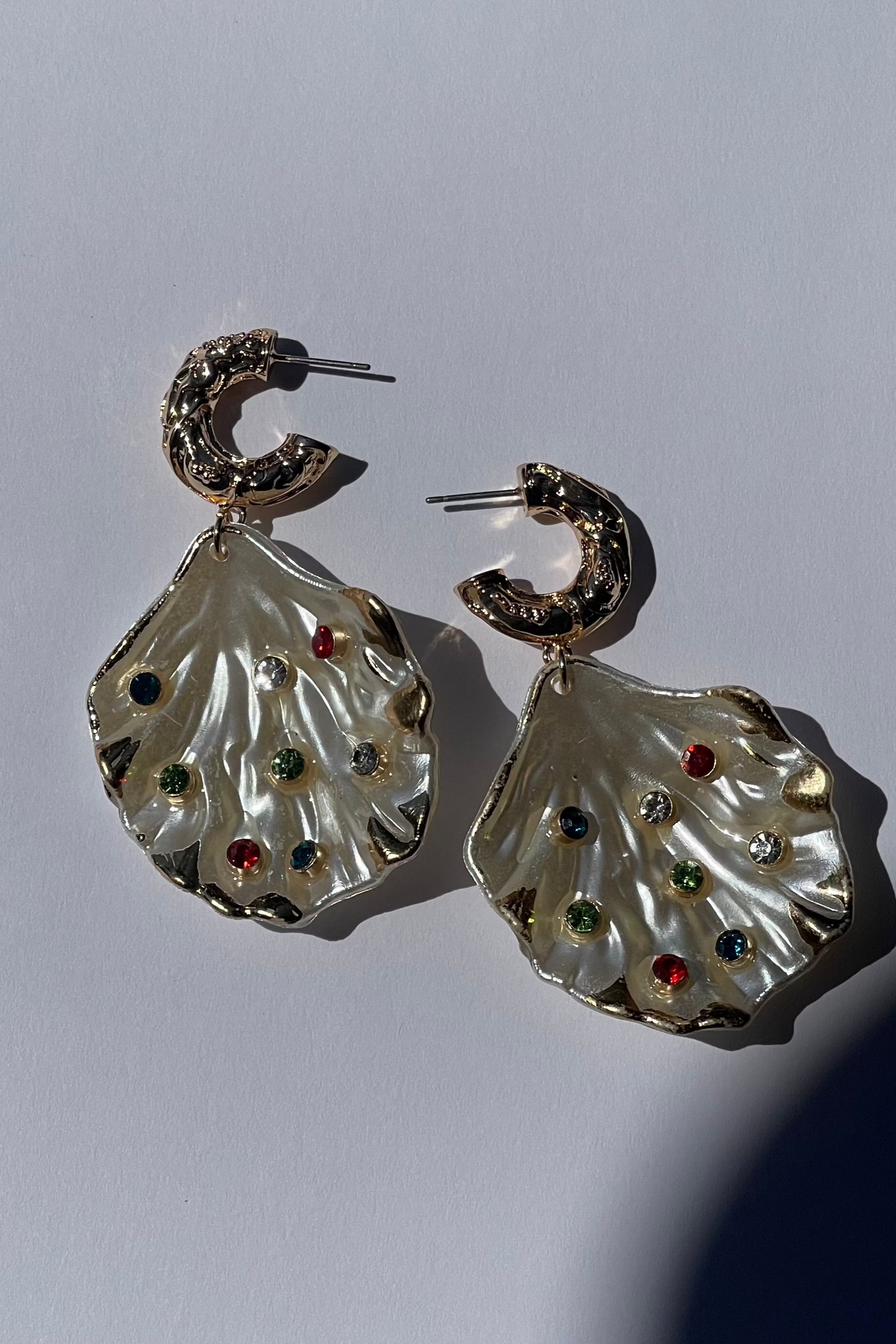 Rhinestone Shell Drop Earrings