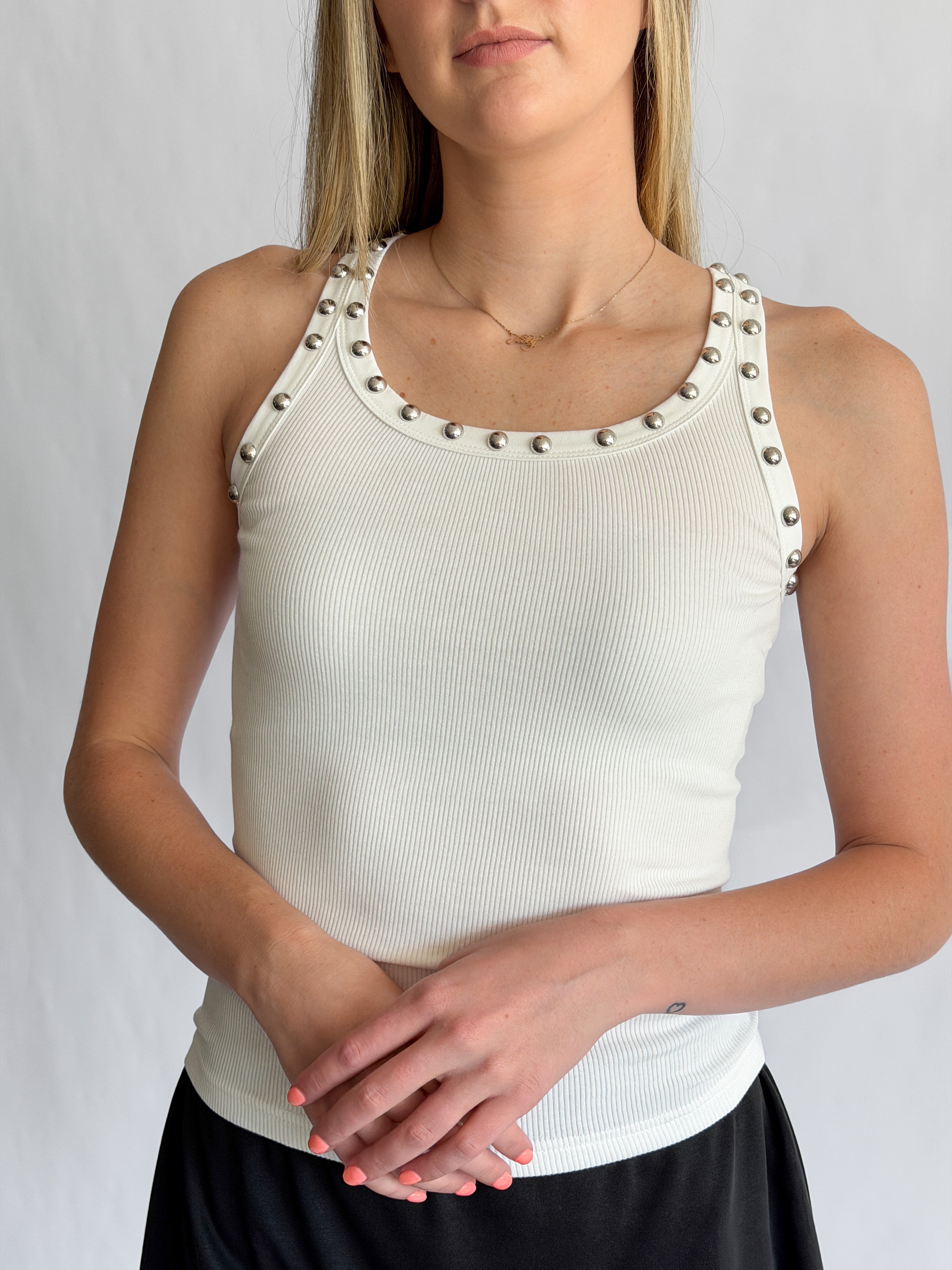 Remy Stud Detail Ribbed Tank Top (White) – Momni Boutique