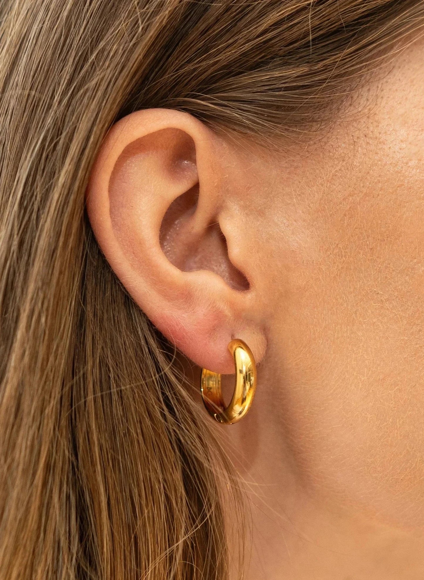 Brenda Grands 19MM Everyday Gold Hoops