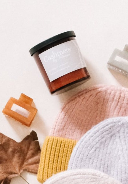 Momni Cashmere Candle