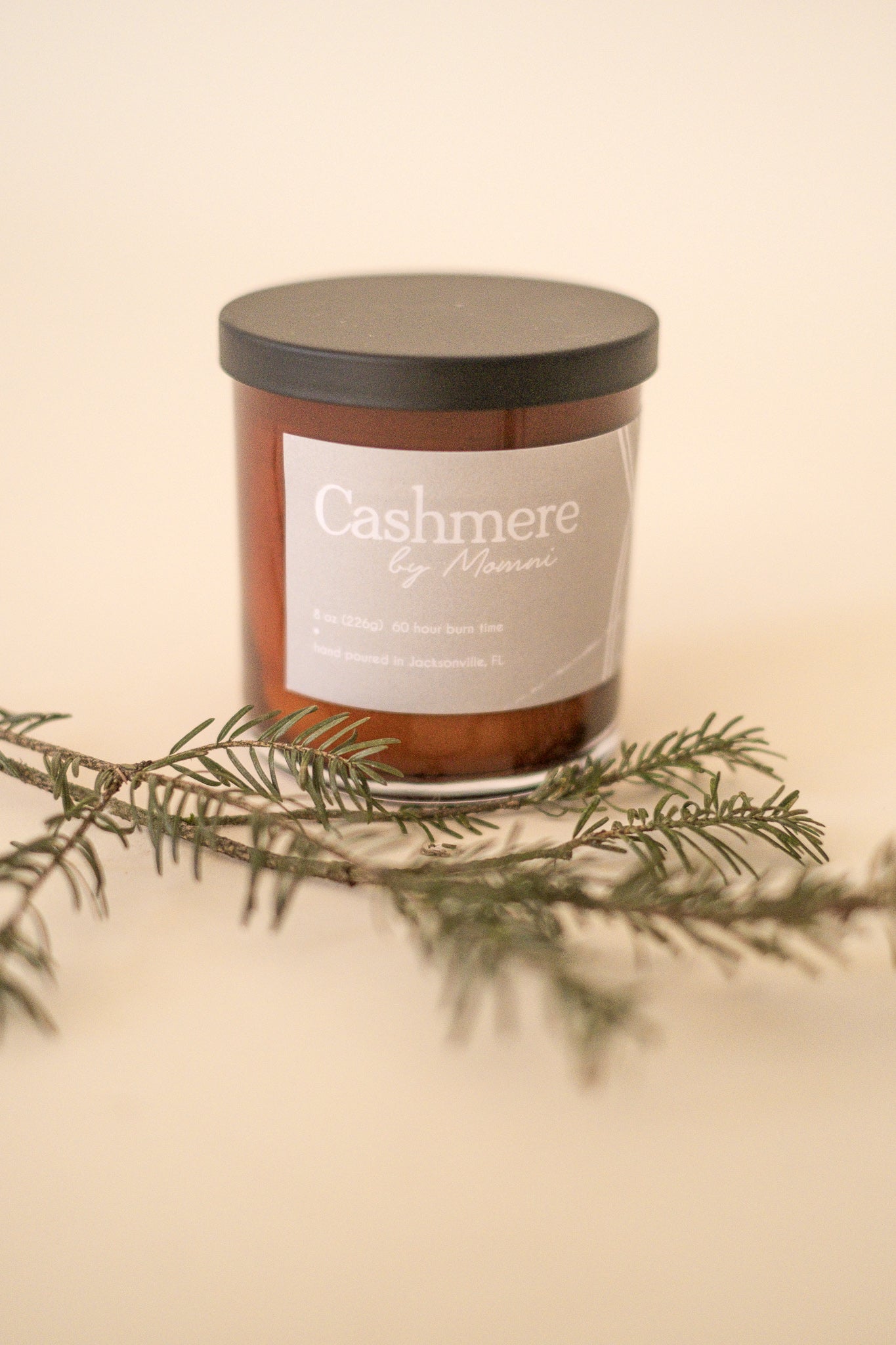 Momni Cashmere Candle