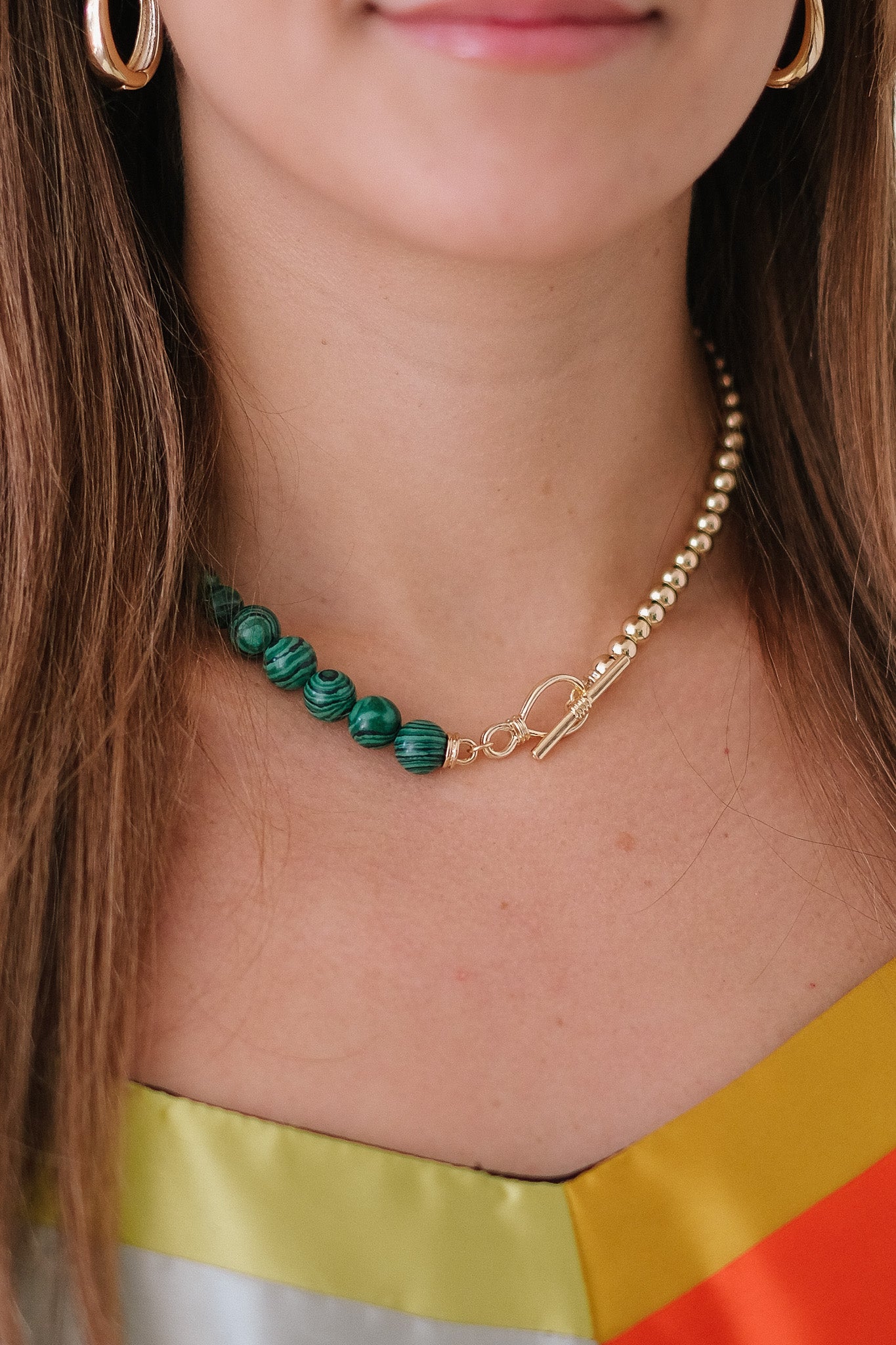 Green Marble Swirl and Gold Split Bead Necklace