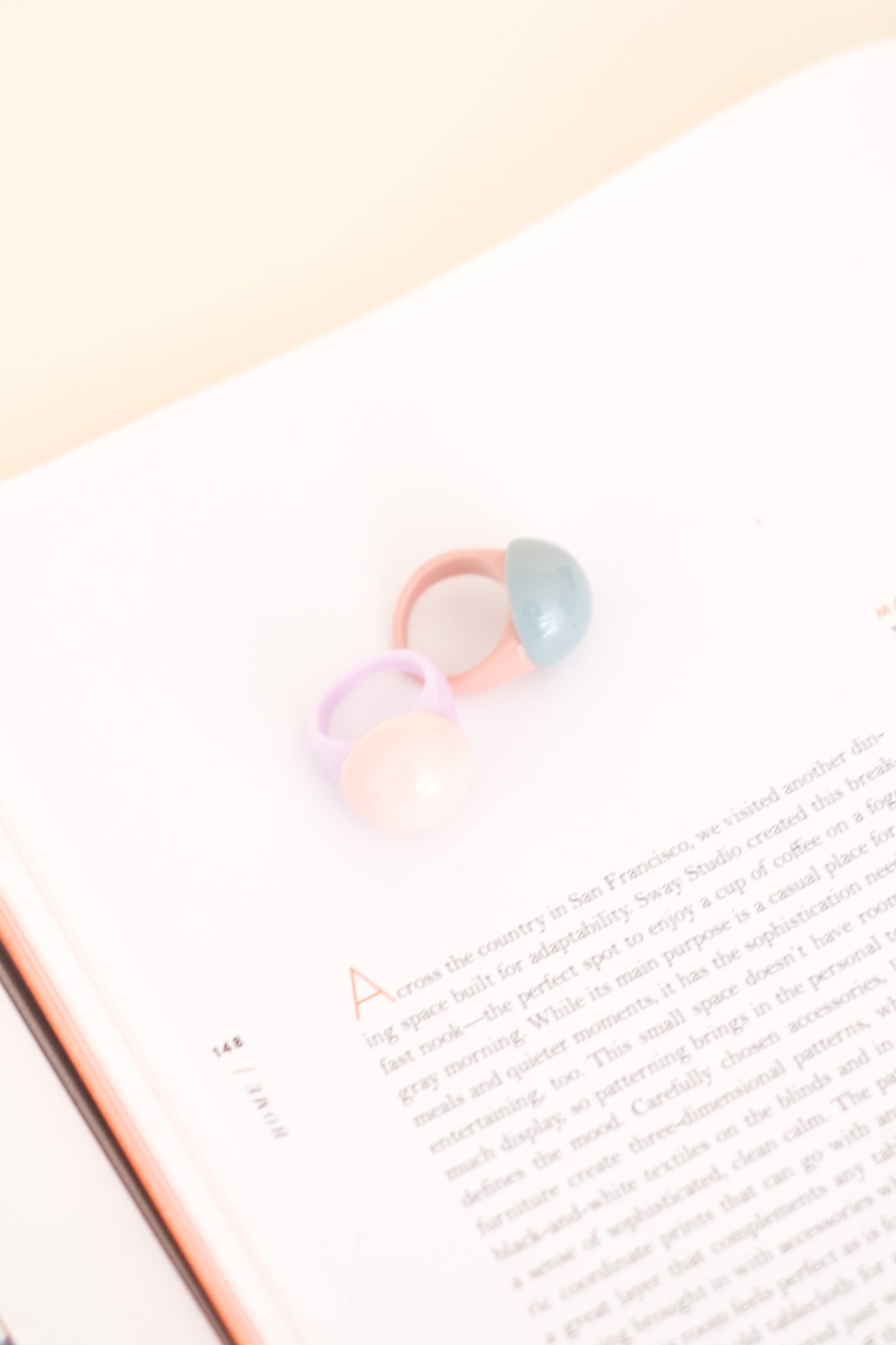Two Toned Acrylic Bubble Ring
