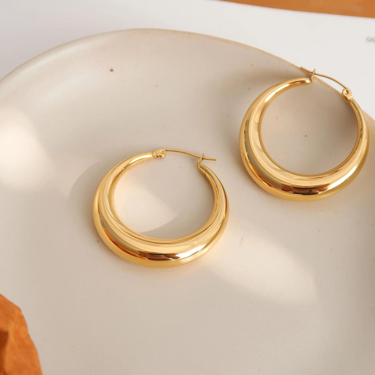 Flânerie Galene Classic Large Hoop Earrings