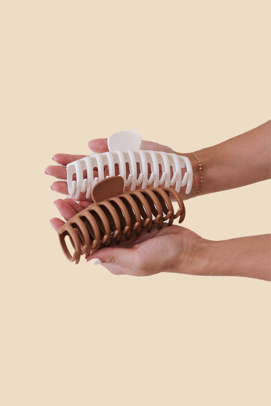 Large Matte Coated Hair Claw Clip (Two Colors)