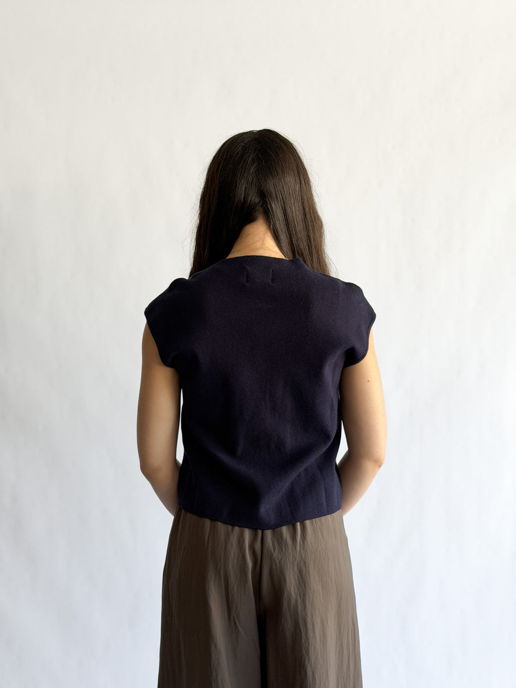 Things Between Nicole Knit Buttoned Short Sleeve Top (Navy)