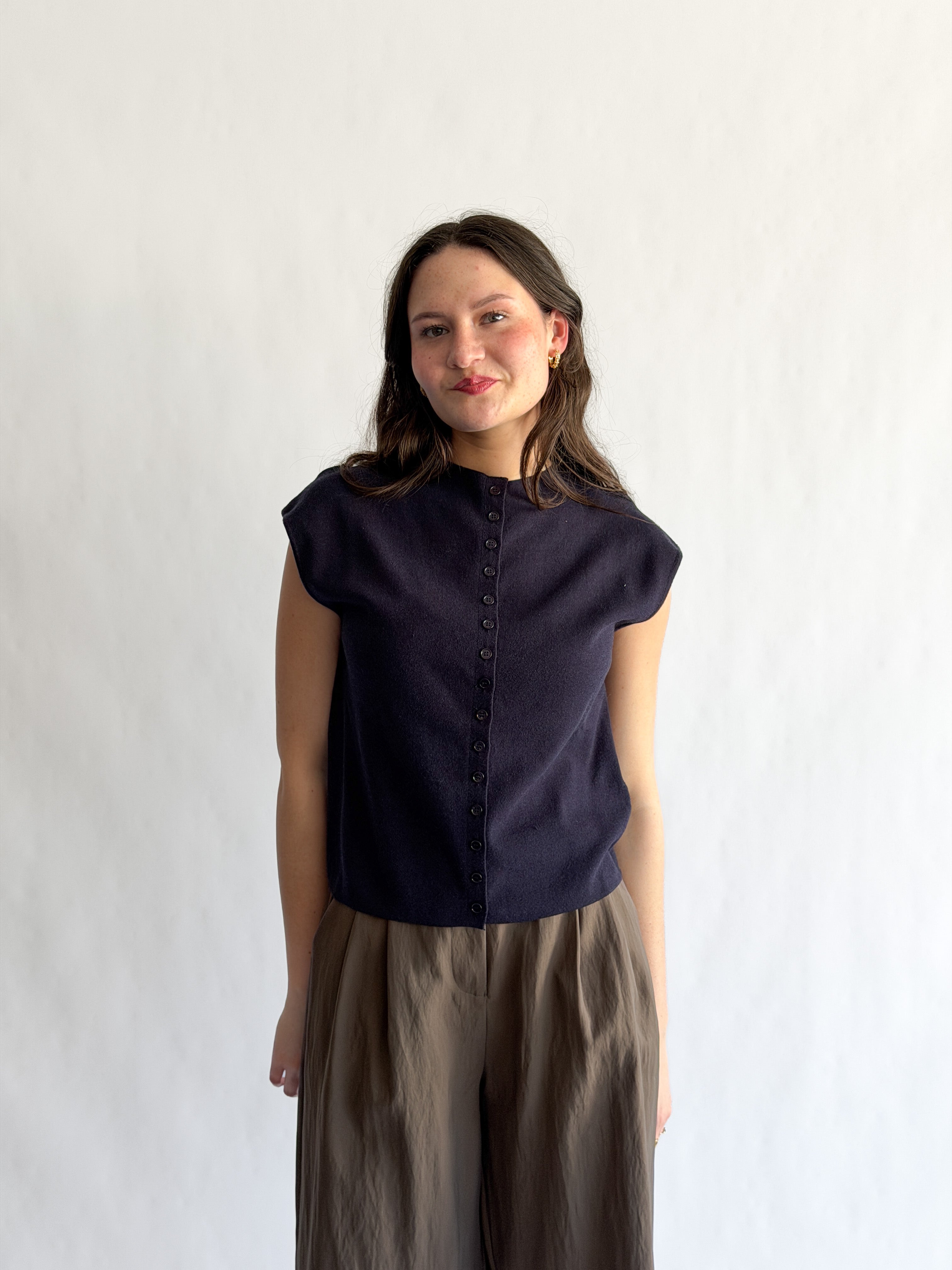 Things Between Nicole Knit Buttoned Short Sleeve Top (Navy)