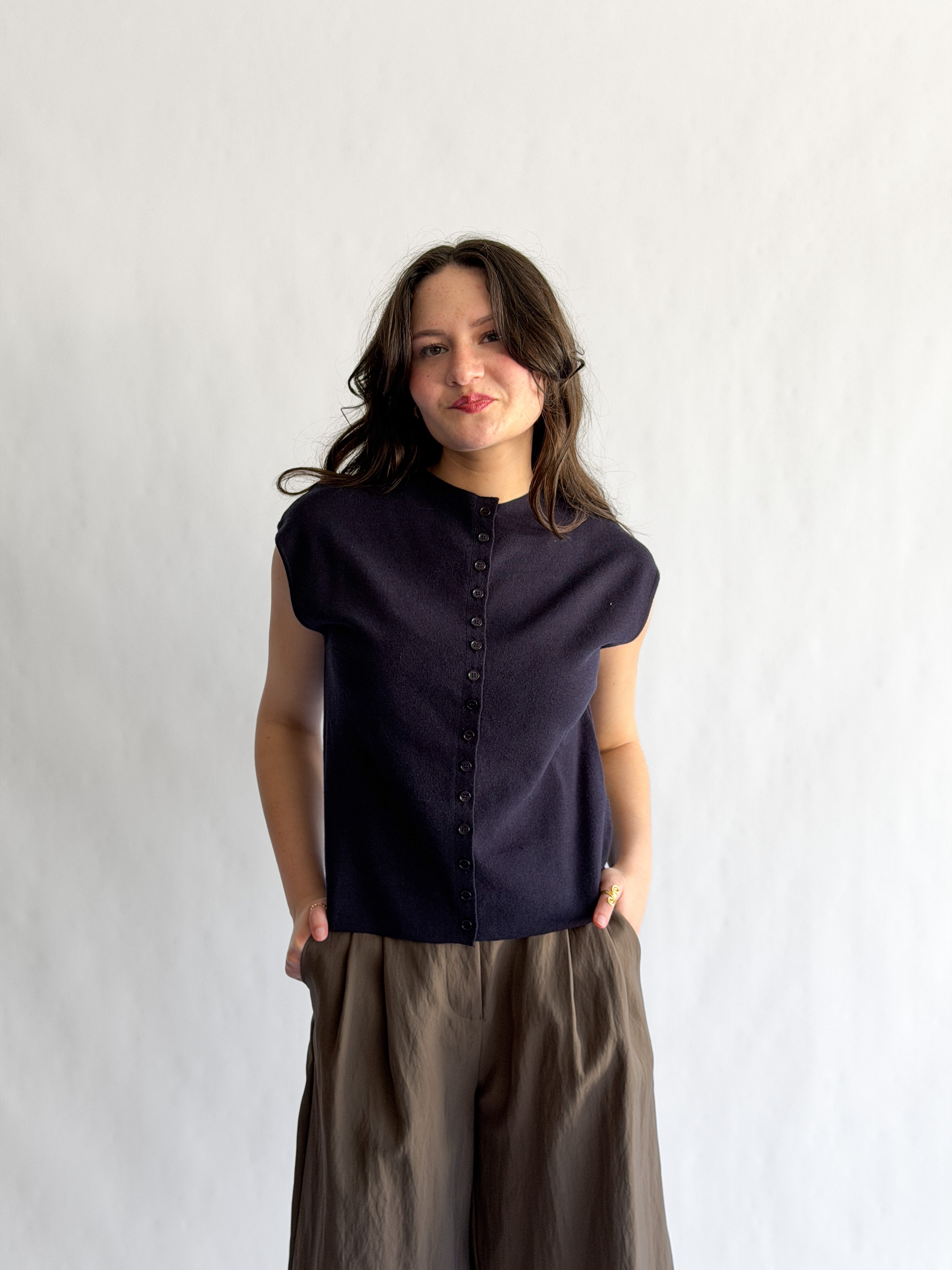 Things Between Nicole Knit Buttoned Short Sleeve Top (Navy)