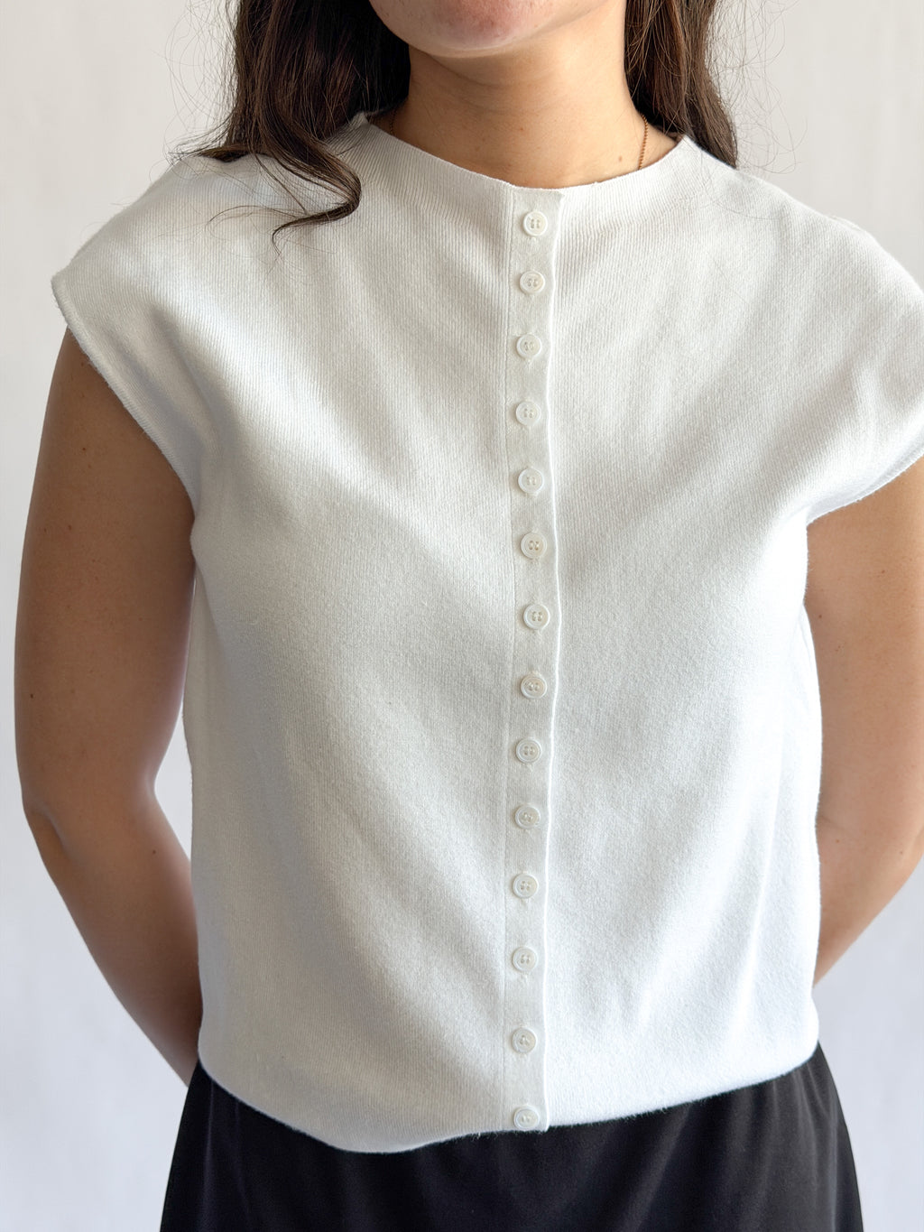 Things Between Nicole Knit Buttoned Short Sleeve Top (White)