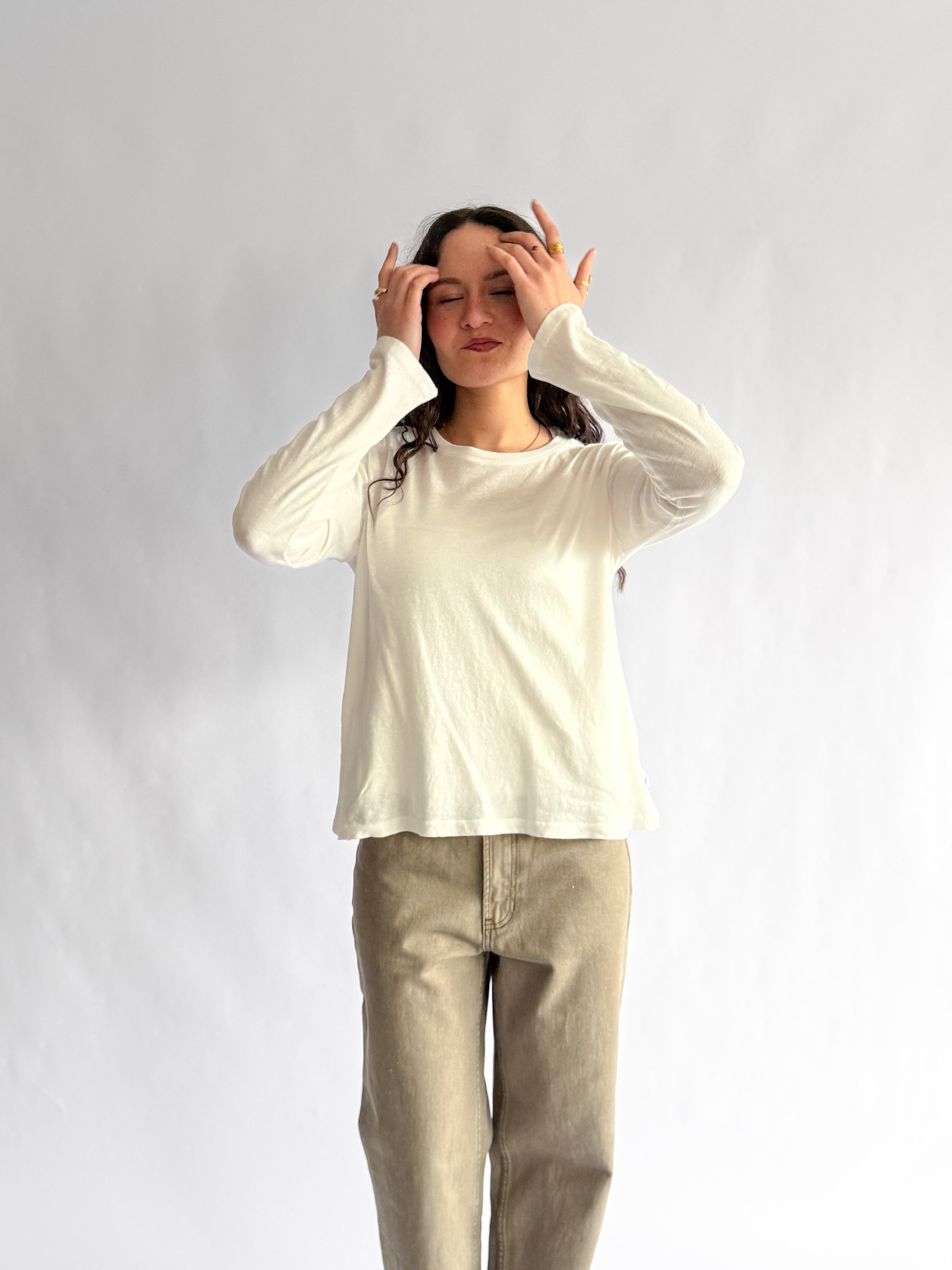 Le Bon Shoppe Foundation Long Sleeve Tee (Vintage White)