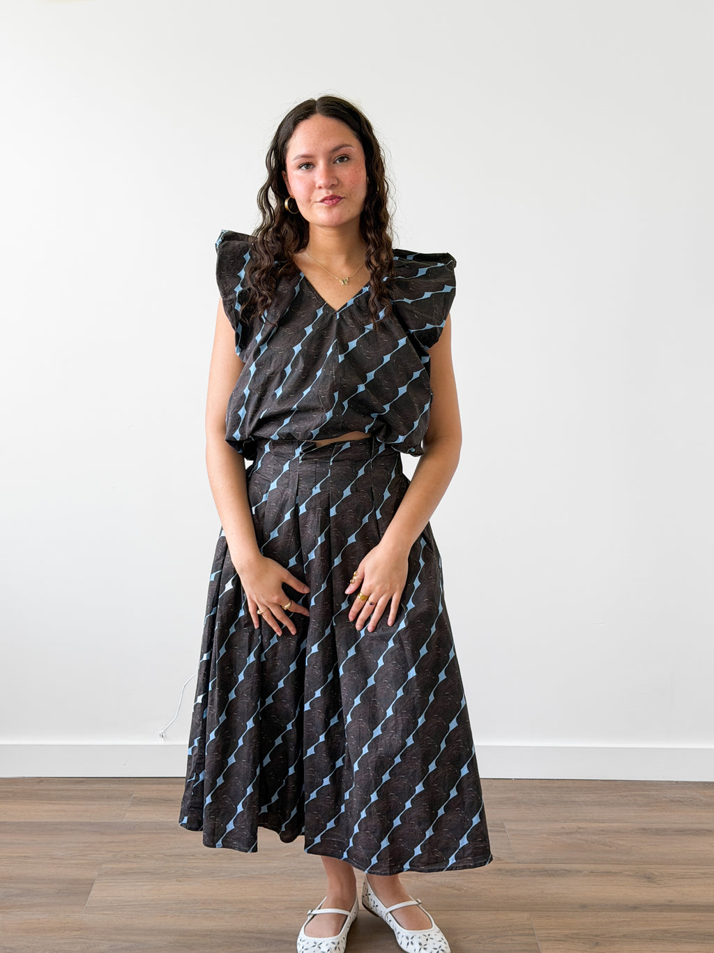 Colby Brown and Blue Print Shirred Midi Skirt