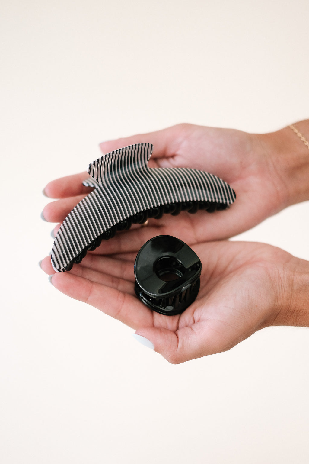 Striped Pattern Acrylic Hair Claw Set