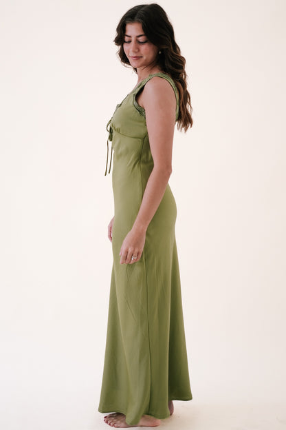 Kassie Satin Lace Trim Sleeveless Midi Dress (Green)