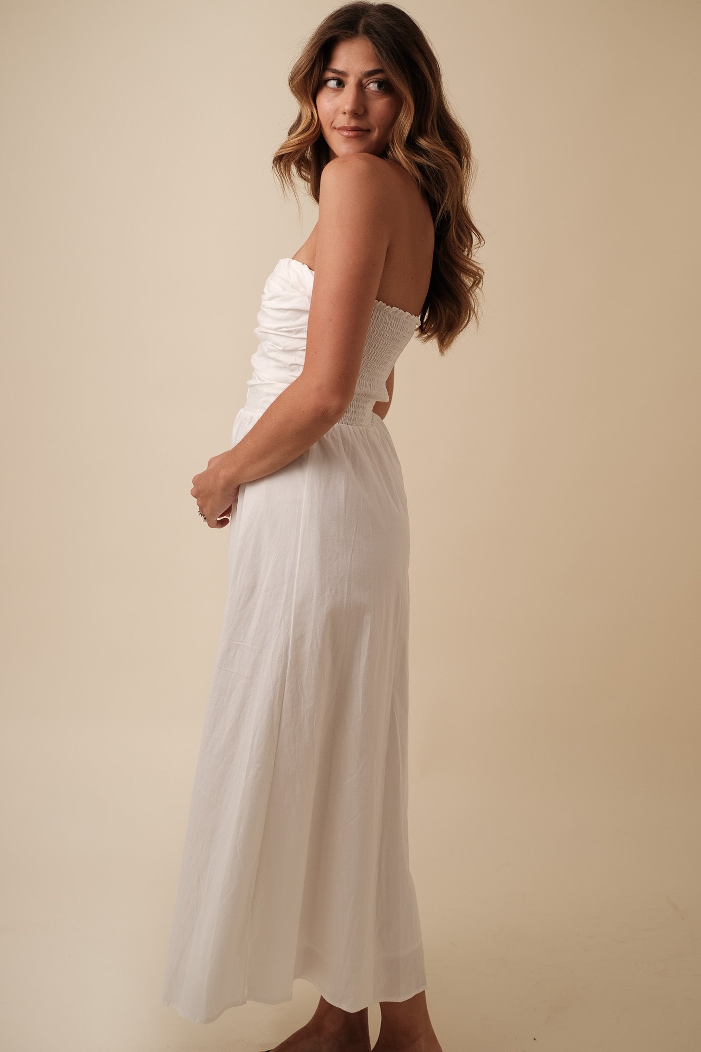 Needii Ophelia Ruched Strapless Midi Dress (White)