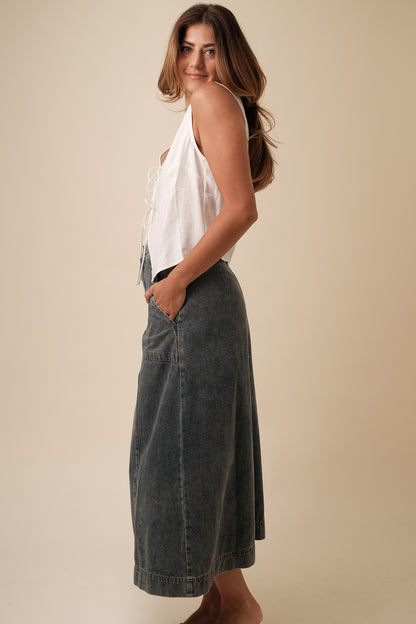 Sutton Medium Wash Denim Patch Pocket Midi Skirt (M)