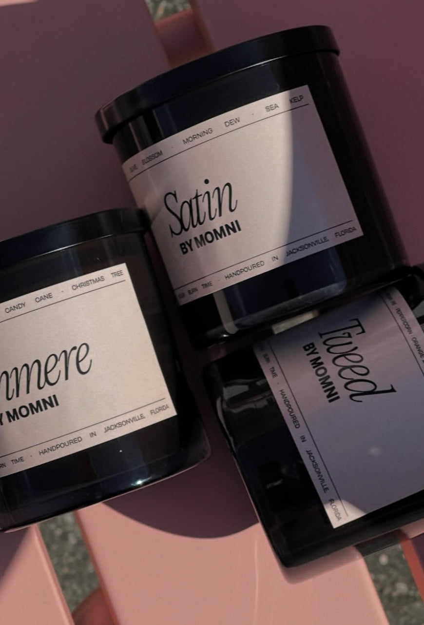 Momni Satin Candle
