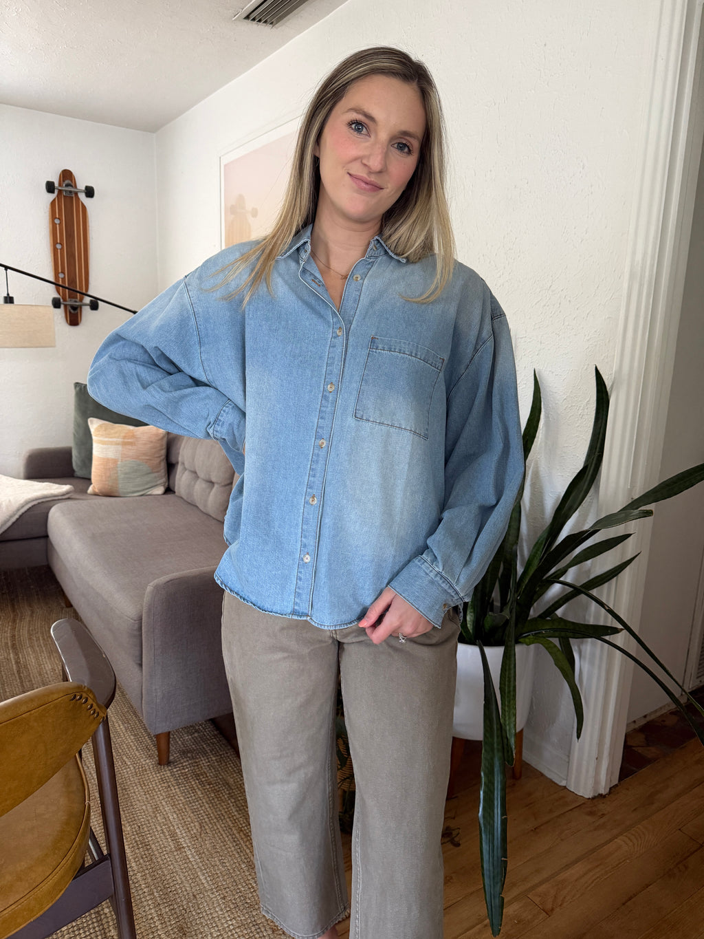 Miou Muse Sadie Light Wash Denim Buttoned Shirt