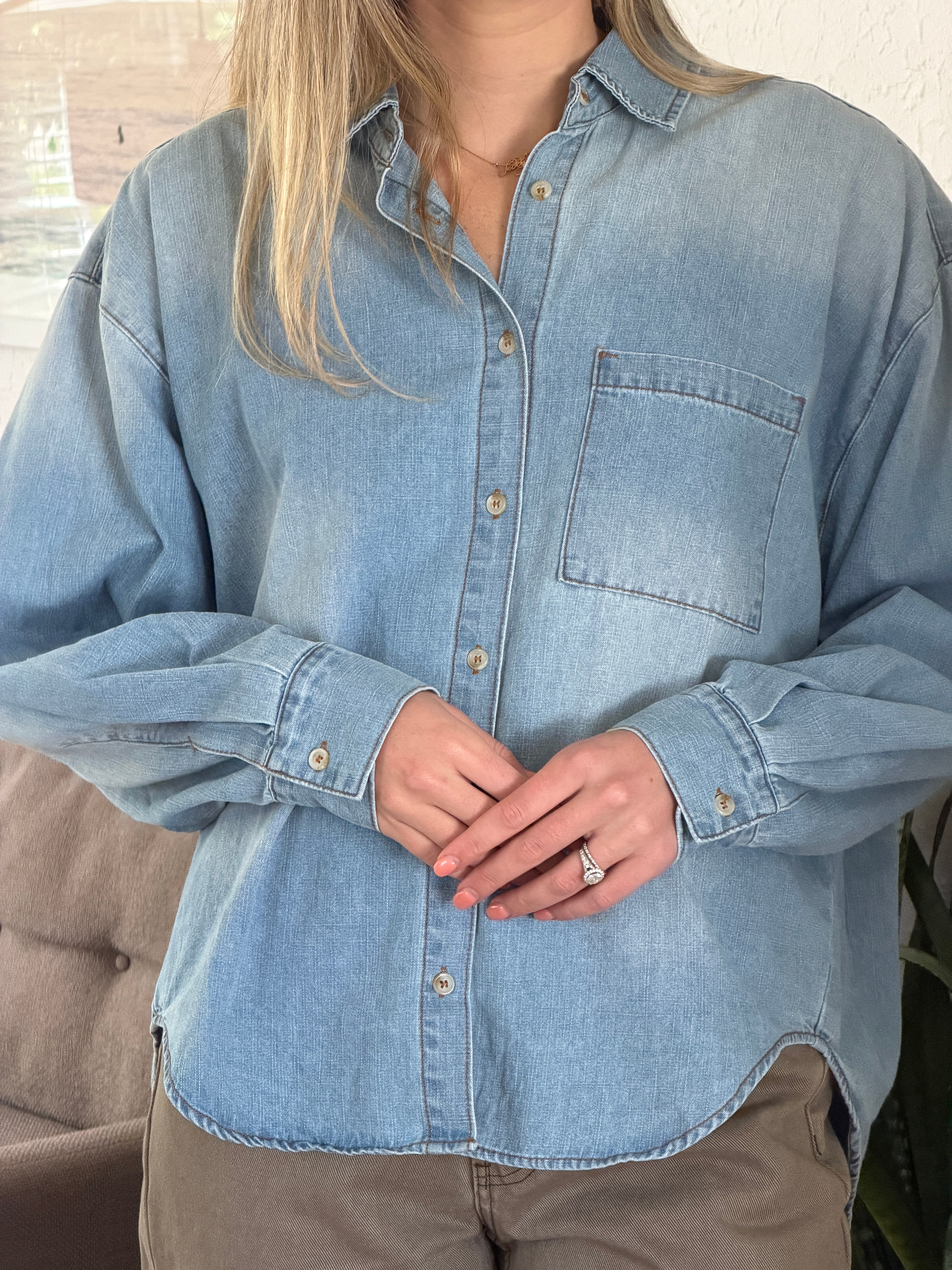 Miou Muse Sadie Light Wash Denim Buttoned Shirt