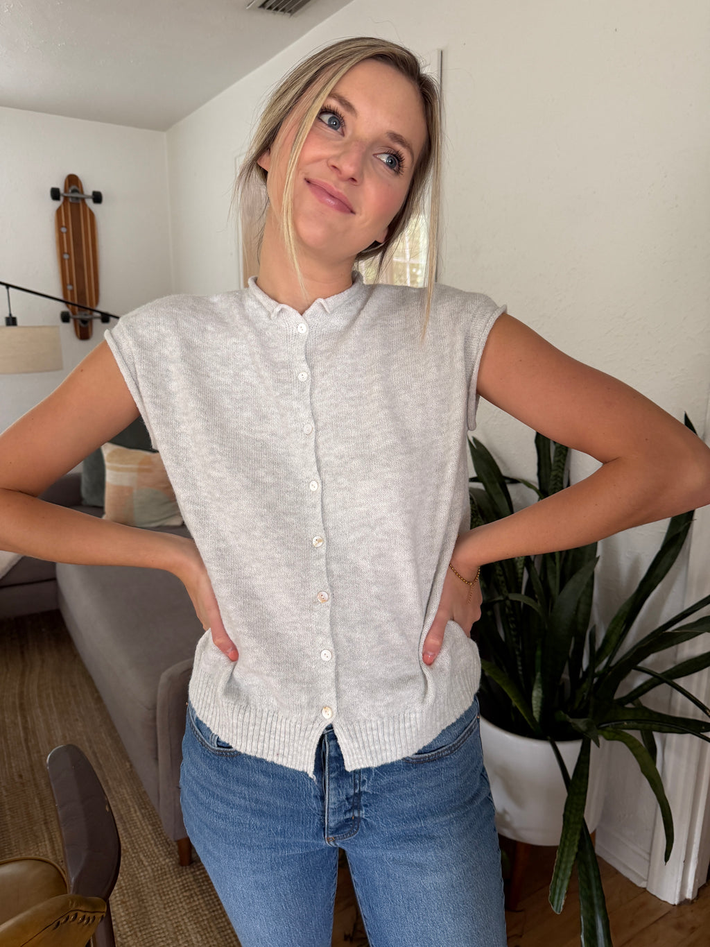 Things Between Piper Knit Short Sleeve Buttoned Top (Grey)