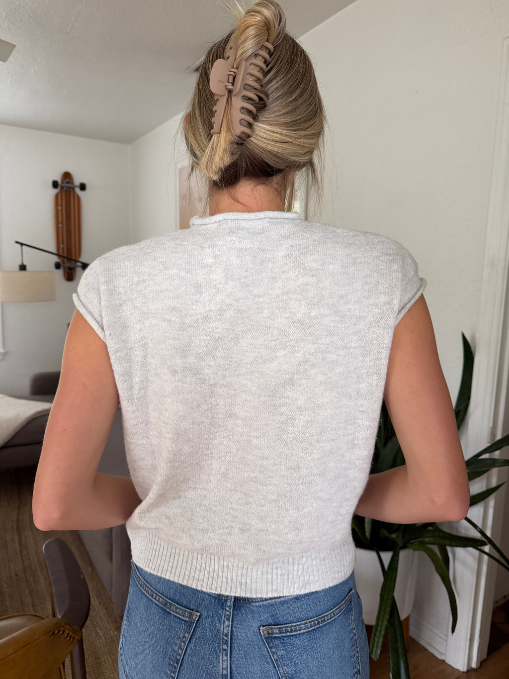 Things Between Piper Knit Short Sleeve Buttoned Top (Grey)