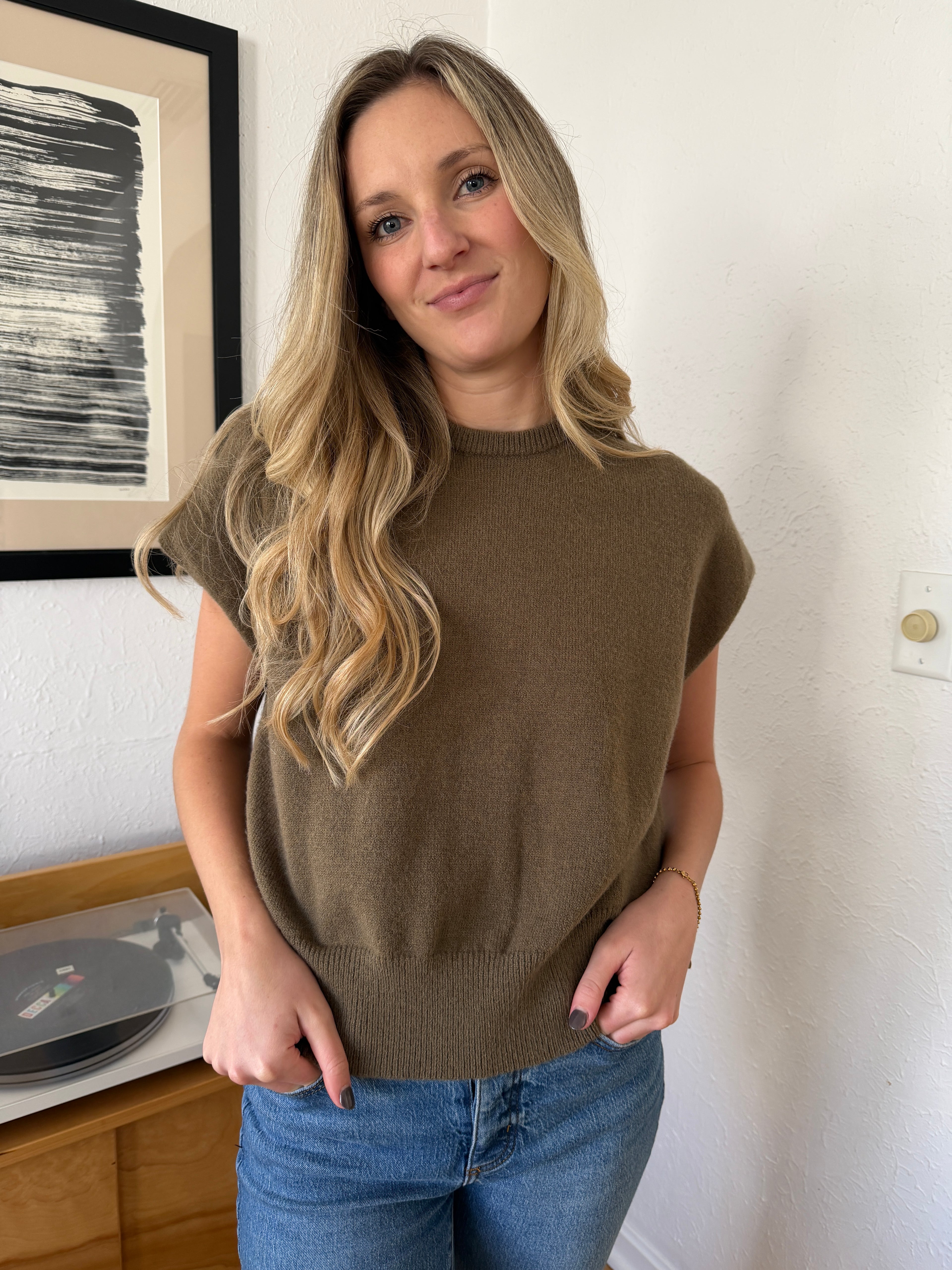 Miou Muse Victoria Short Sleeve Soft Knit Top (Olive)