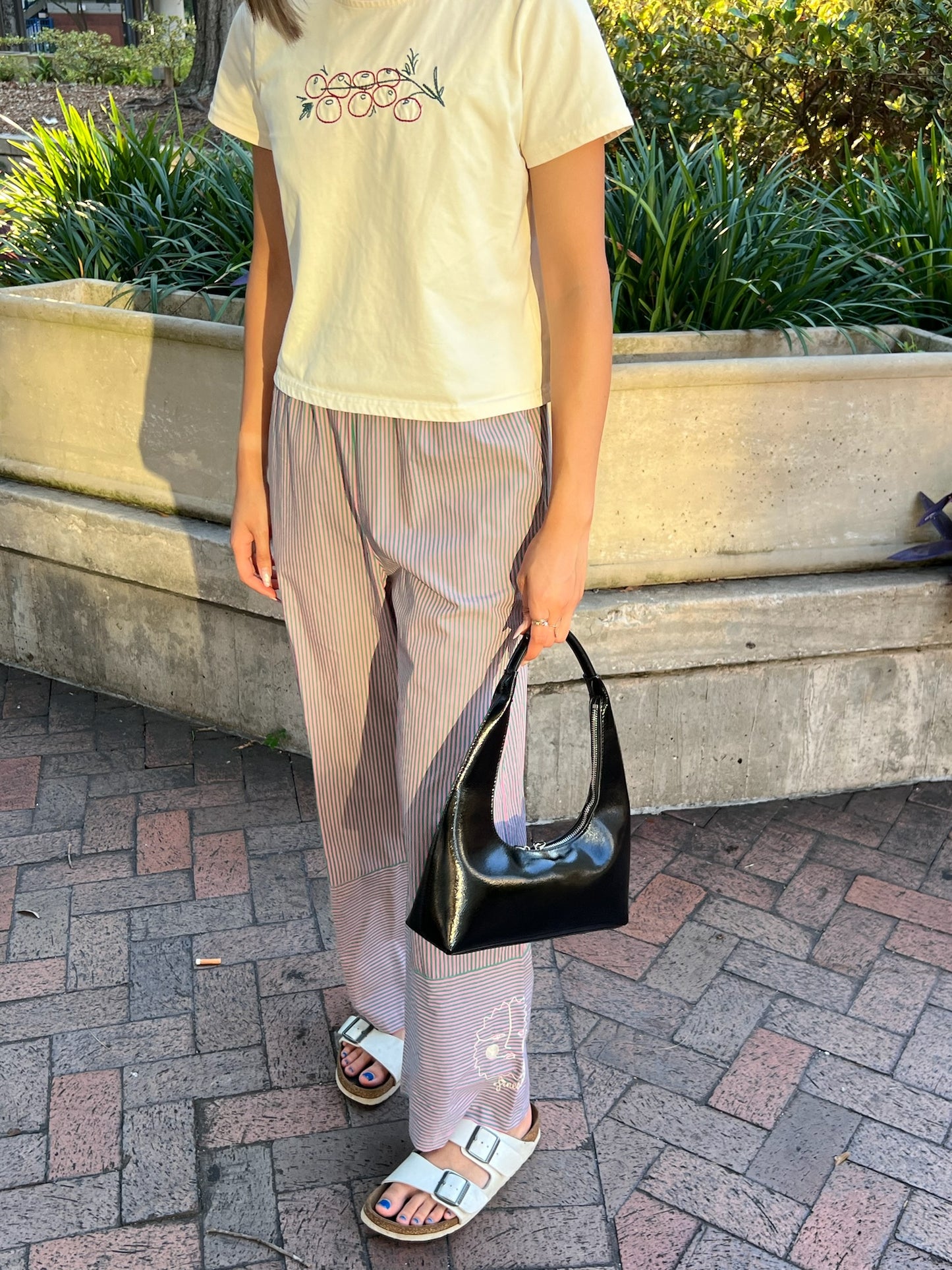Petit Moments Hobo Shoulder Bag (Two Colors)