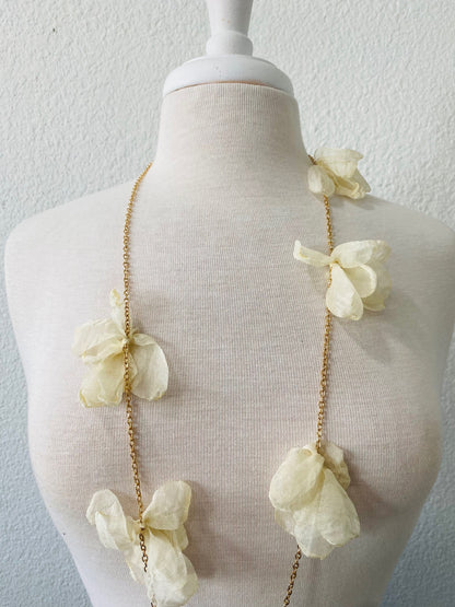 Floral Necklaces (Ivory)