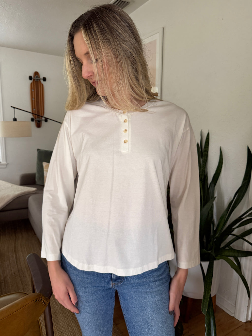 Elle Grey Willow White Relaxed Henley Long Sleeve T-Shirt