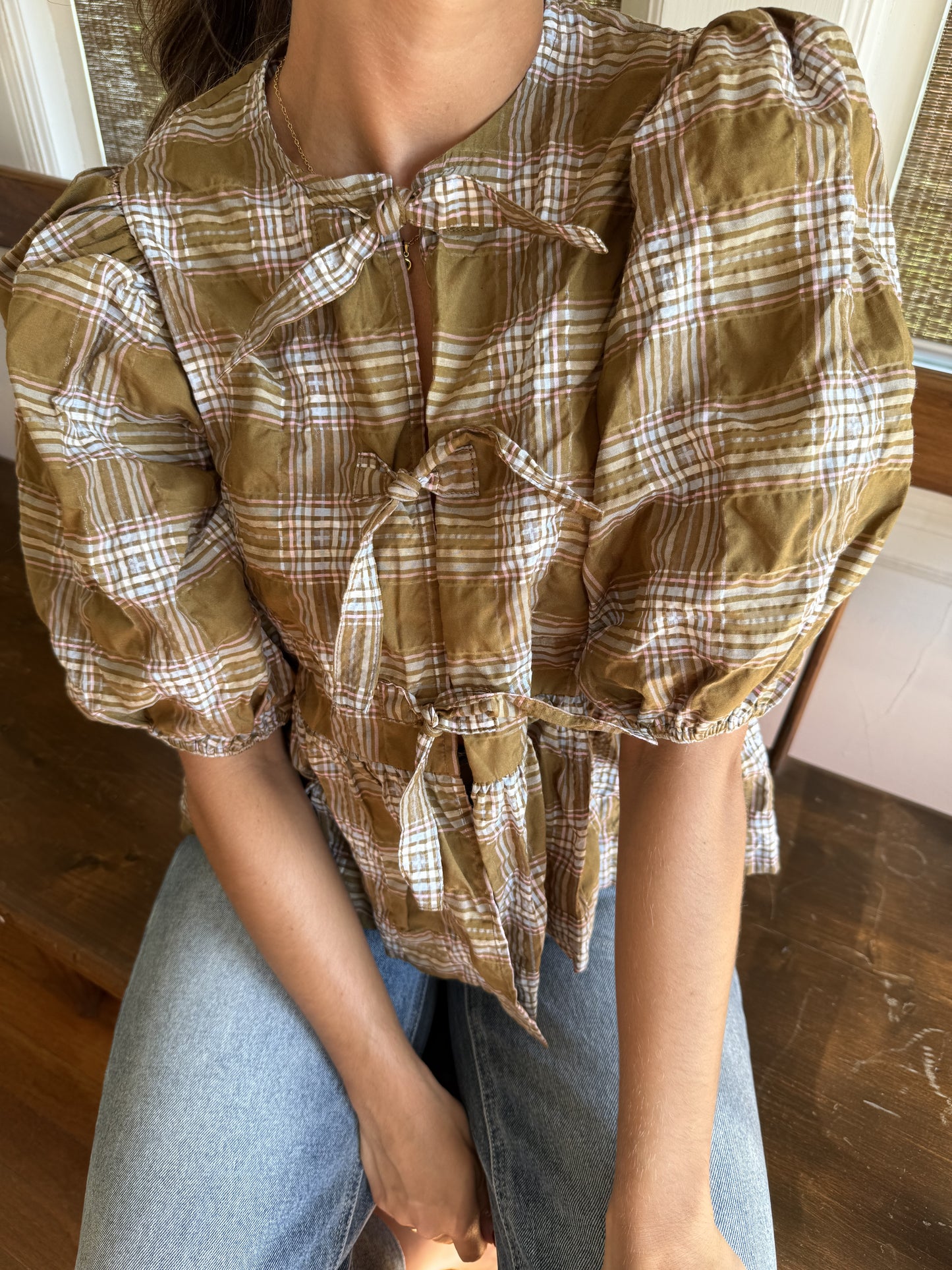 Needii June Olive Gingham Plaid Puffy Tie Top (S)