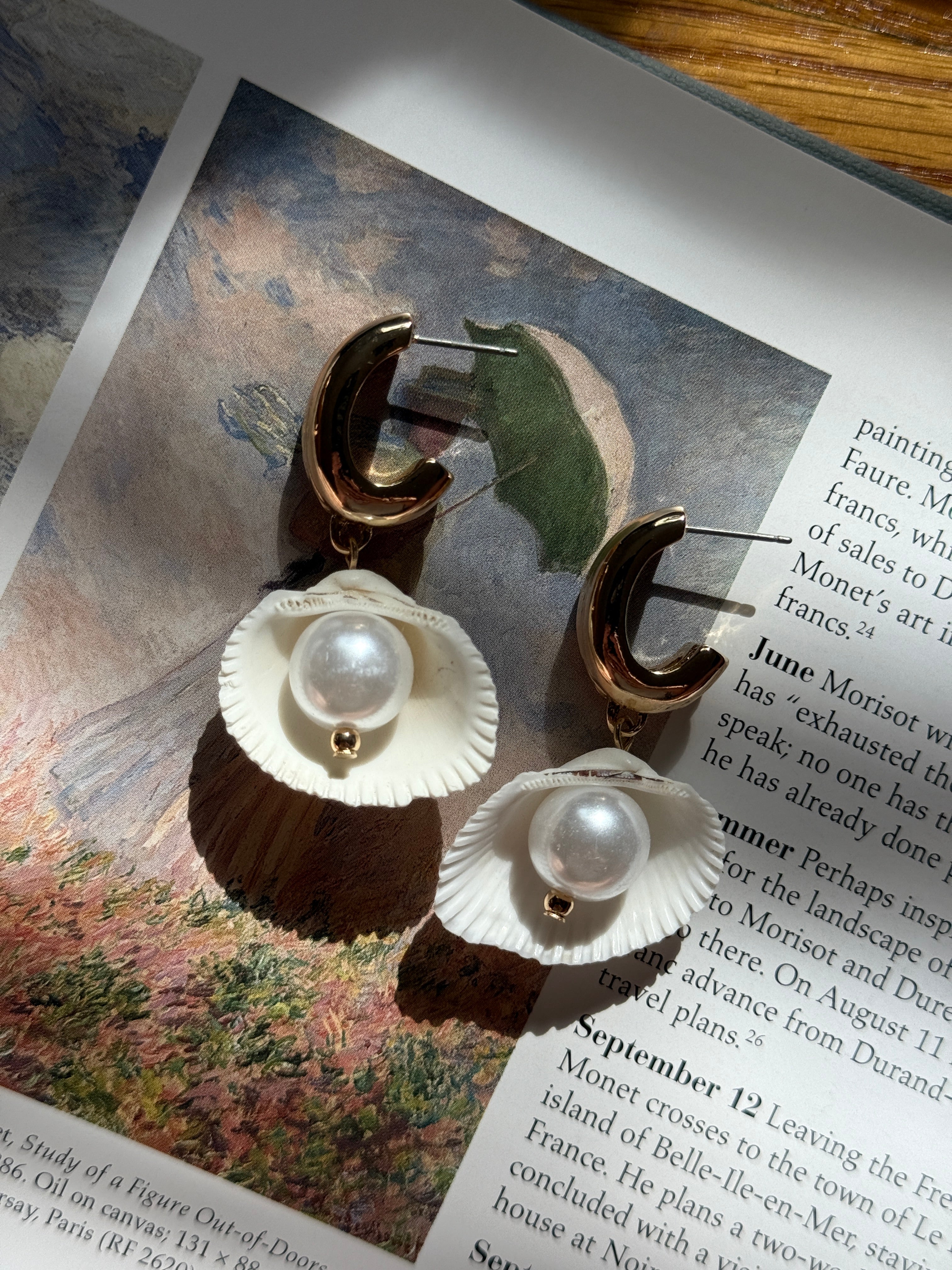 Shell Dangle Textured Hoop Earrings