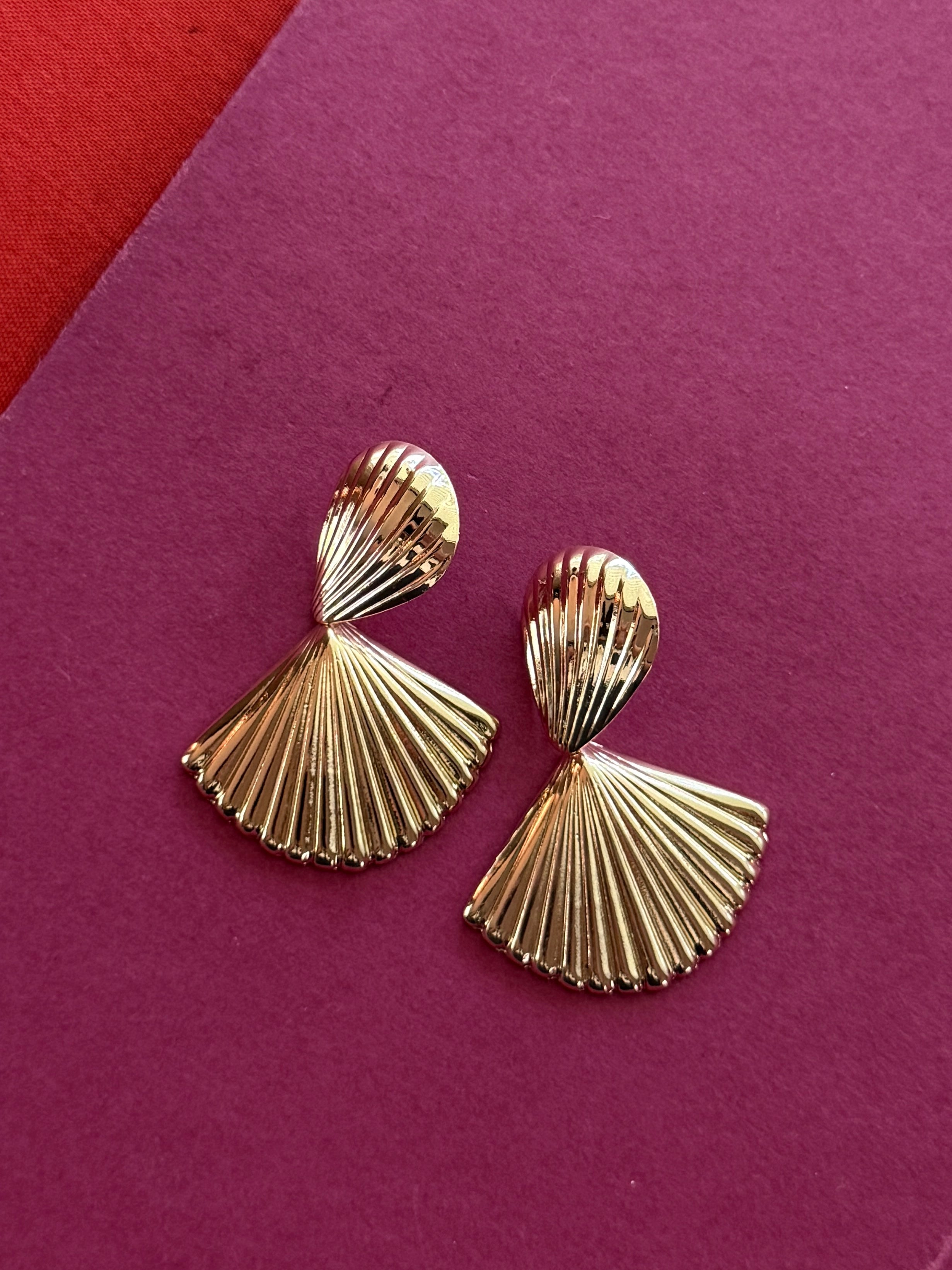 Gold Shell Fan Shape Earrings