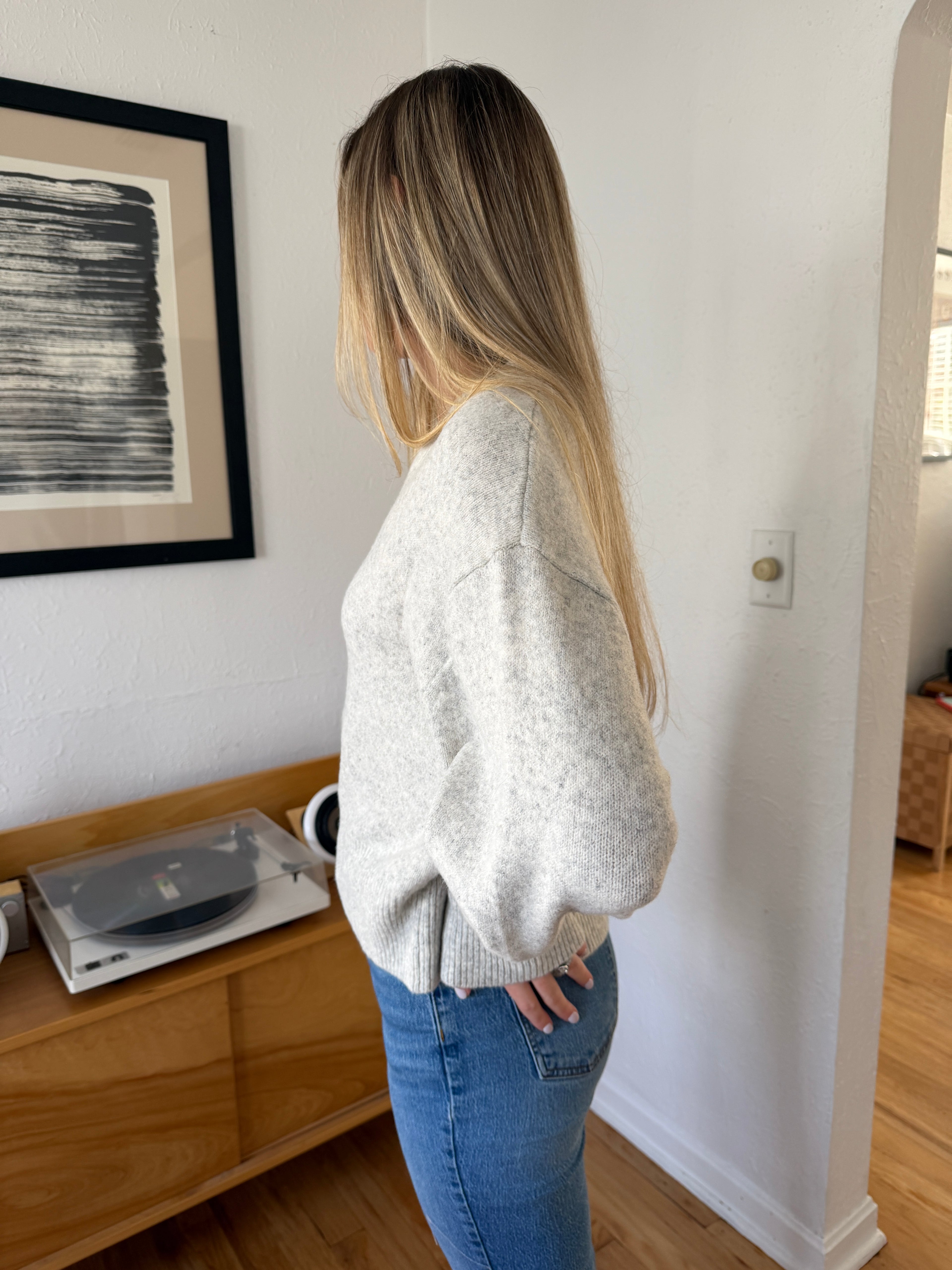 Things Between Emery Knit V-Neck Relaxed Sweater (Grey)