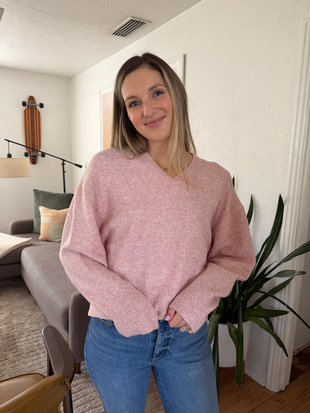 Things Between Emery Knit V-Neck Relaxed Sweater (Pink)