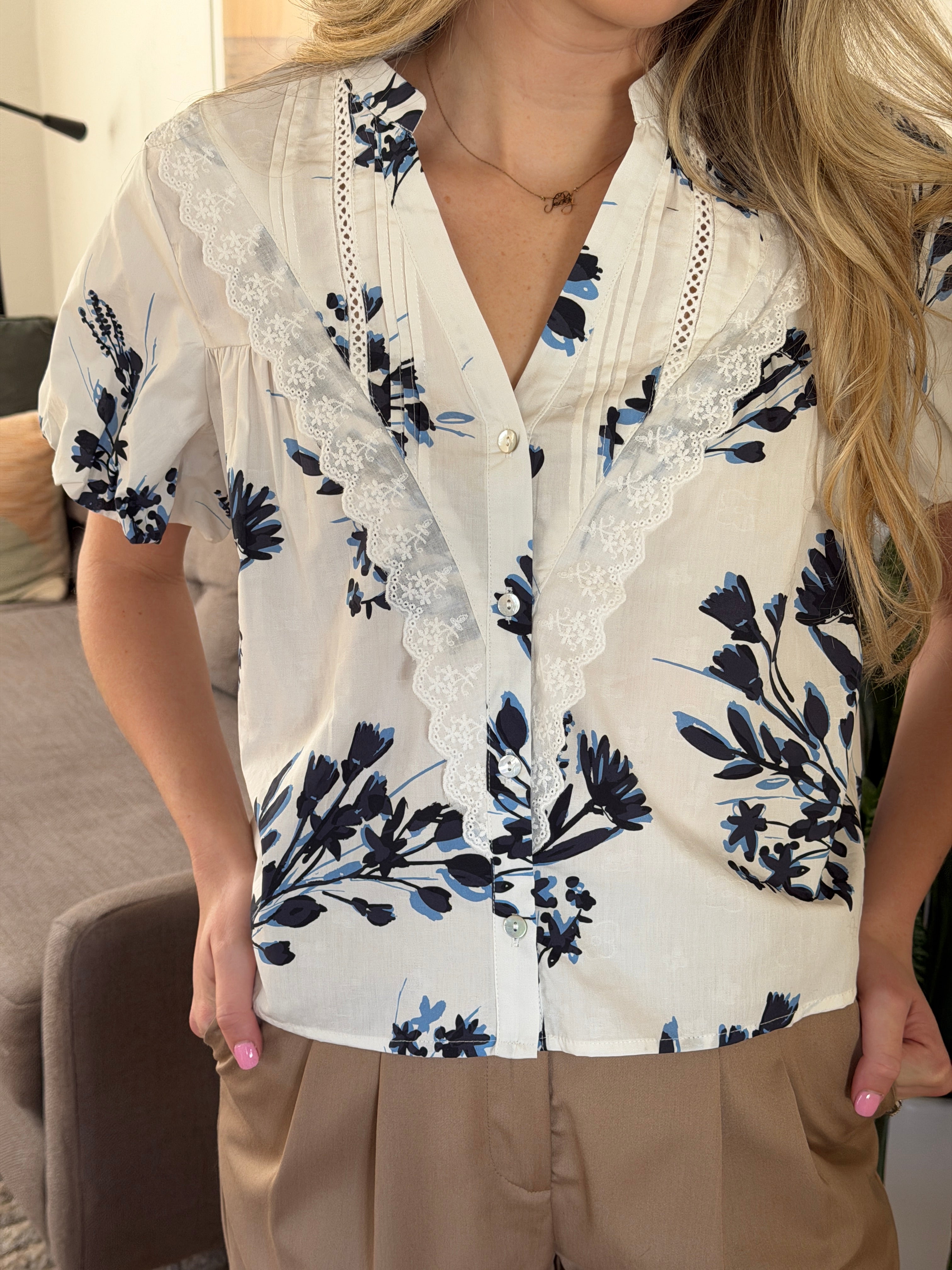 Helena Blue Floral Short Puff Sleeve Buttoned Top