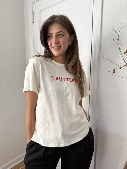 Things Between Freddie Butter Cream Graphic T-Shirt (L)