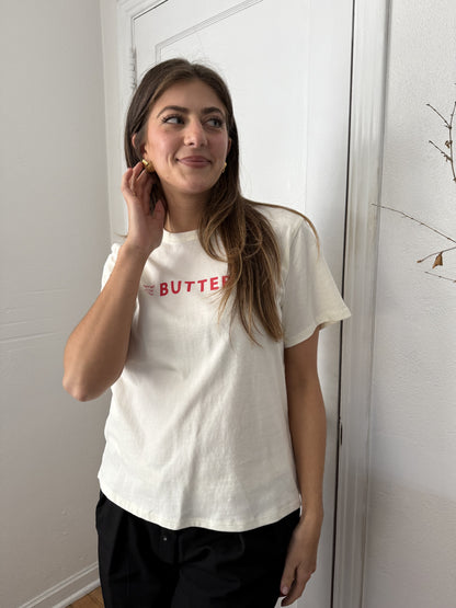 Things Between Freddie Butter Cream Graphic T-Shirt (L)