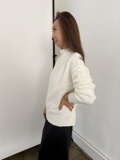 Peyton Ivory Mock Neck Knit Pullover Sweater (M)