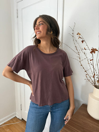 Le Bon Shoppe Vintage Fille Tee (Coffee)
