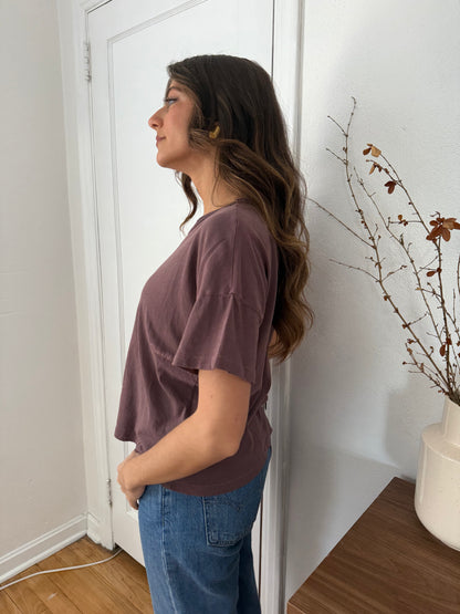 Le Bon Shoppe Vintage Fille Tee (Coffee)