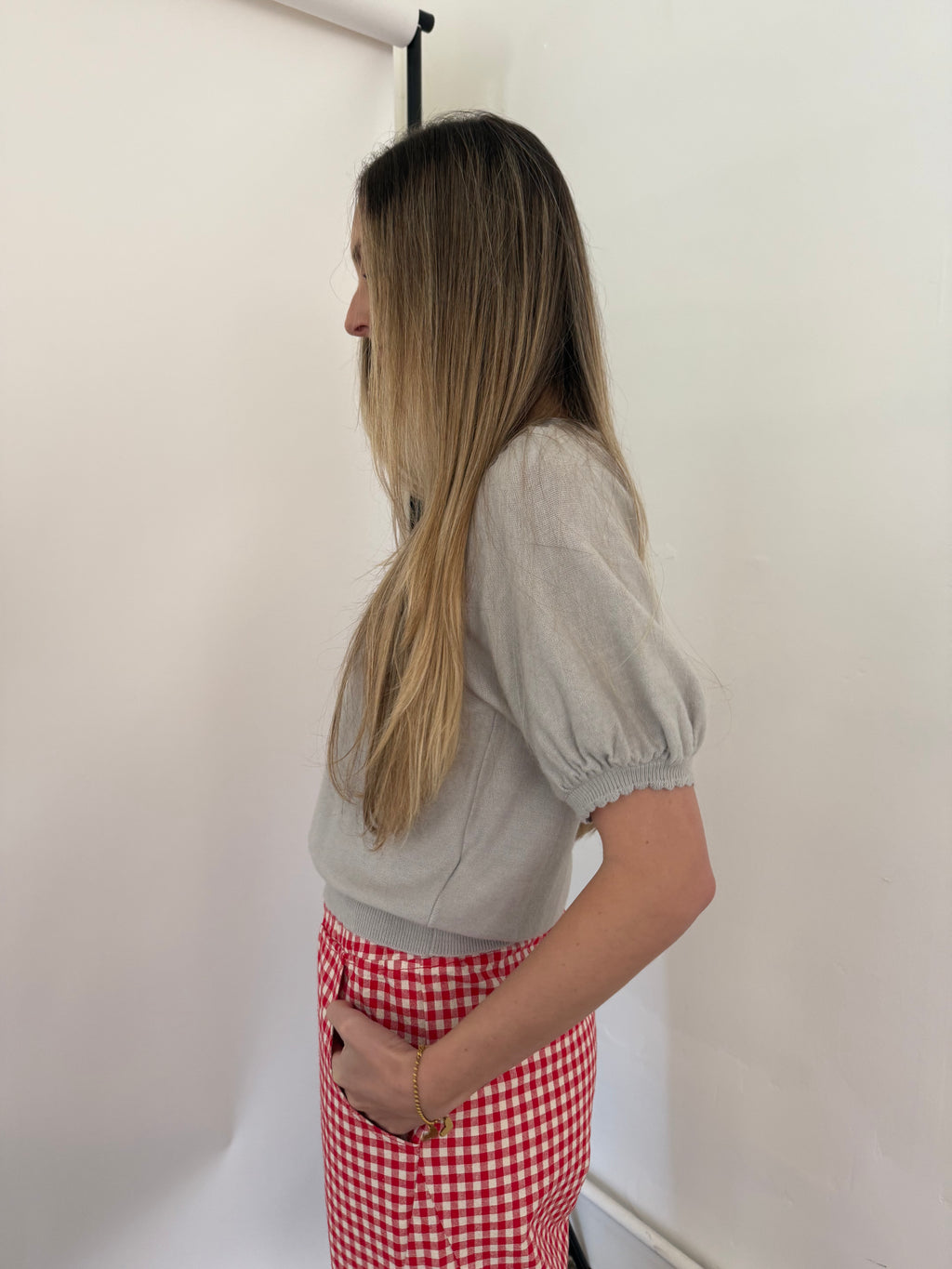 Things Between Anna Scallop Trim Knit Buttoned Top (Grey)