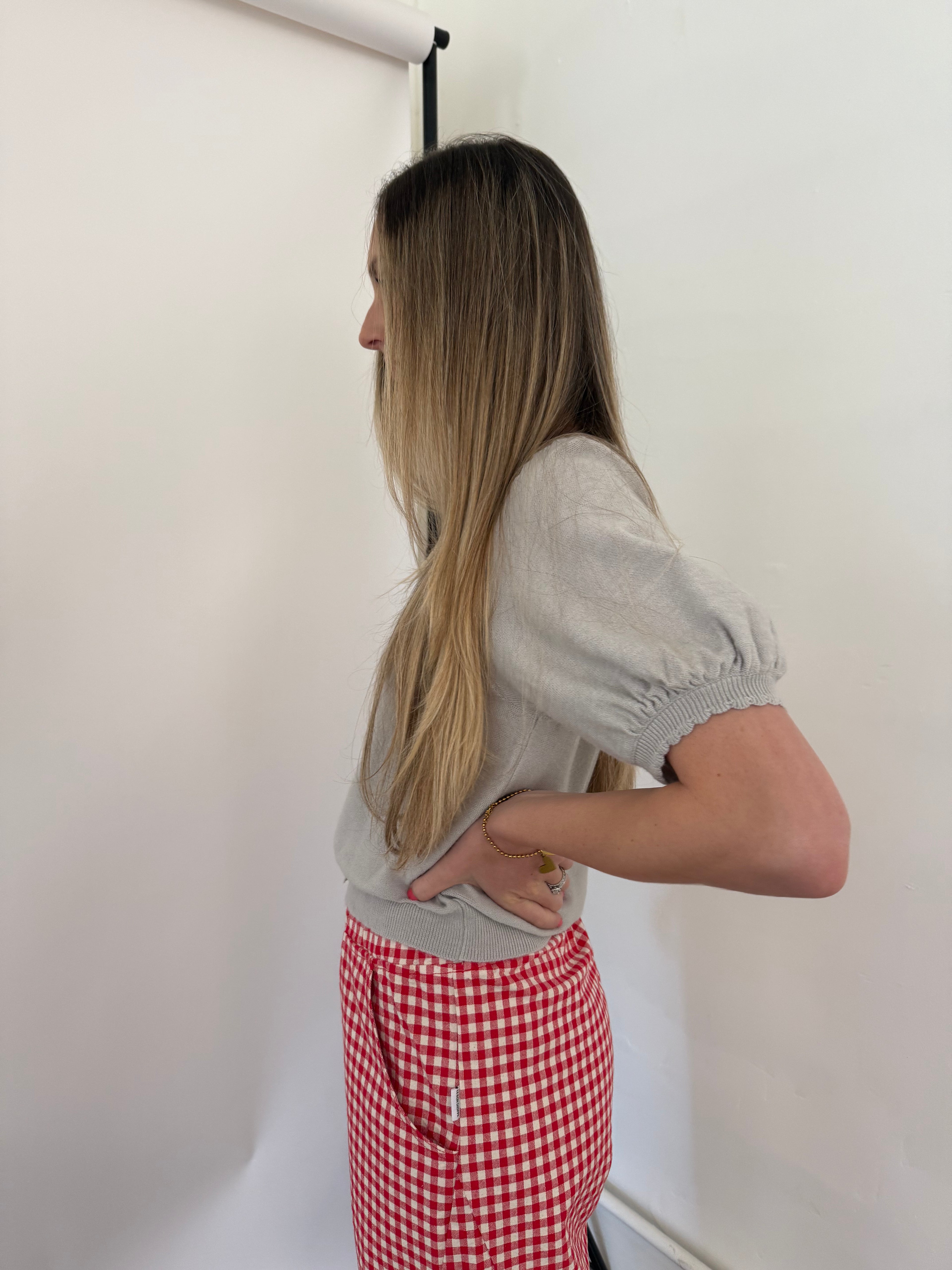 Things Between Anna Scallop Trim Knit Buttoned Top (Grey)