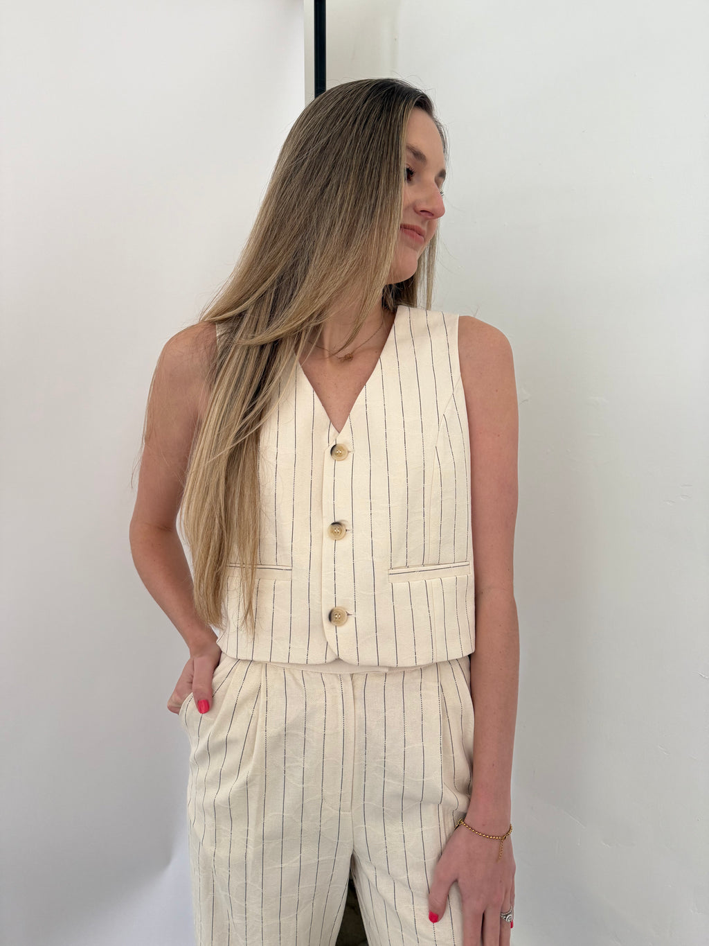 FRNCH Pia Cream Floral Embossed Buttoned Vest Top