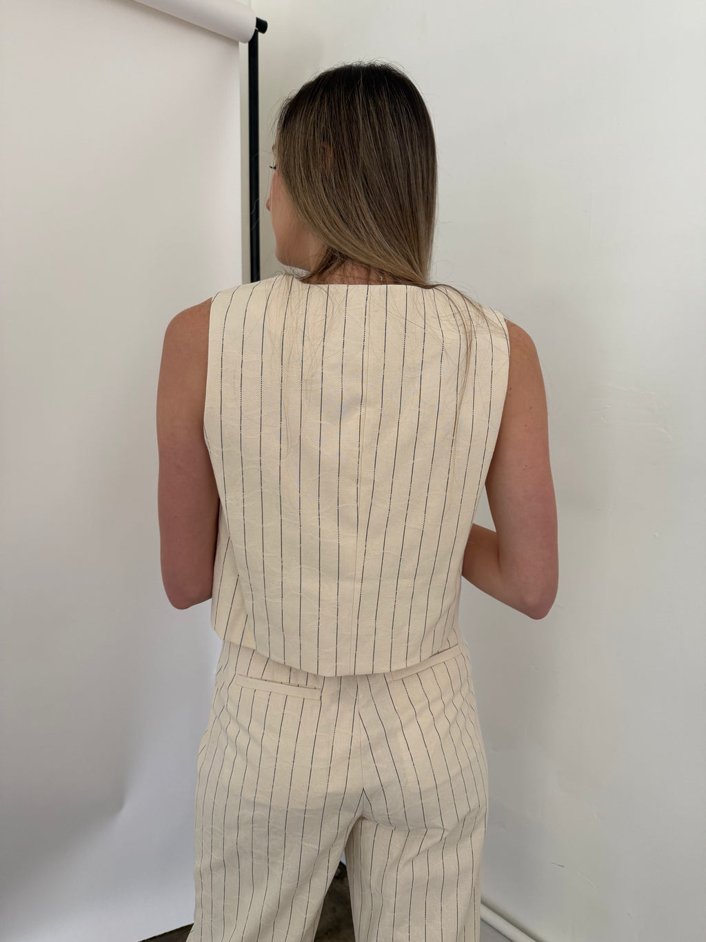 FRNCH Pia Cream Floral Embossed Buttoned Vest Top